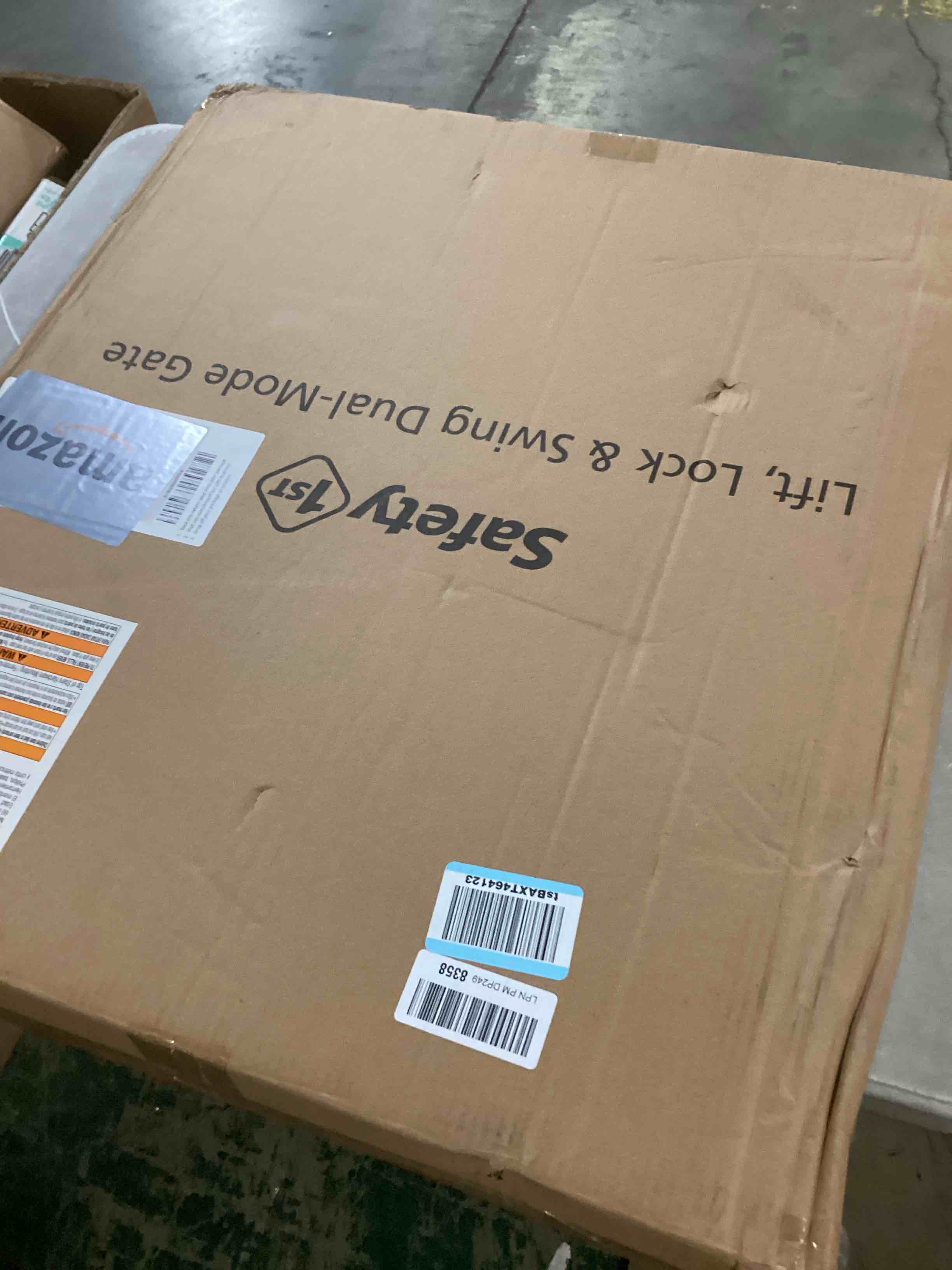 https://s3.amazonaws.com/lotting-images-prod/bidfta/GRA1636861_1743431434530.jpeg