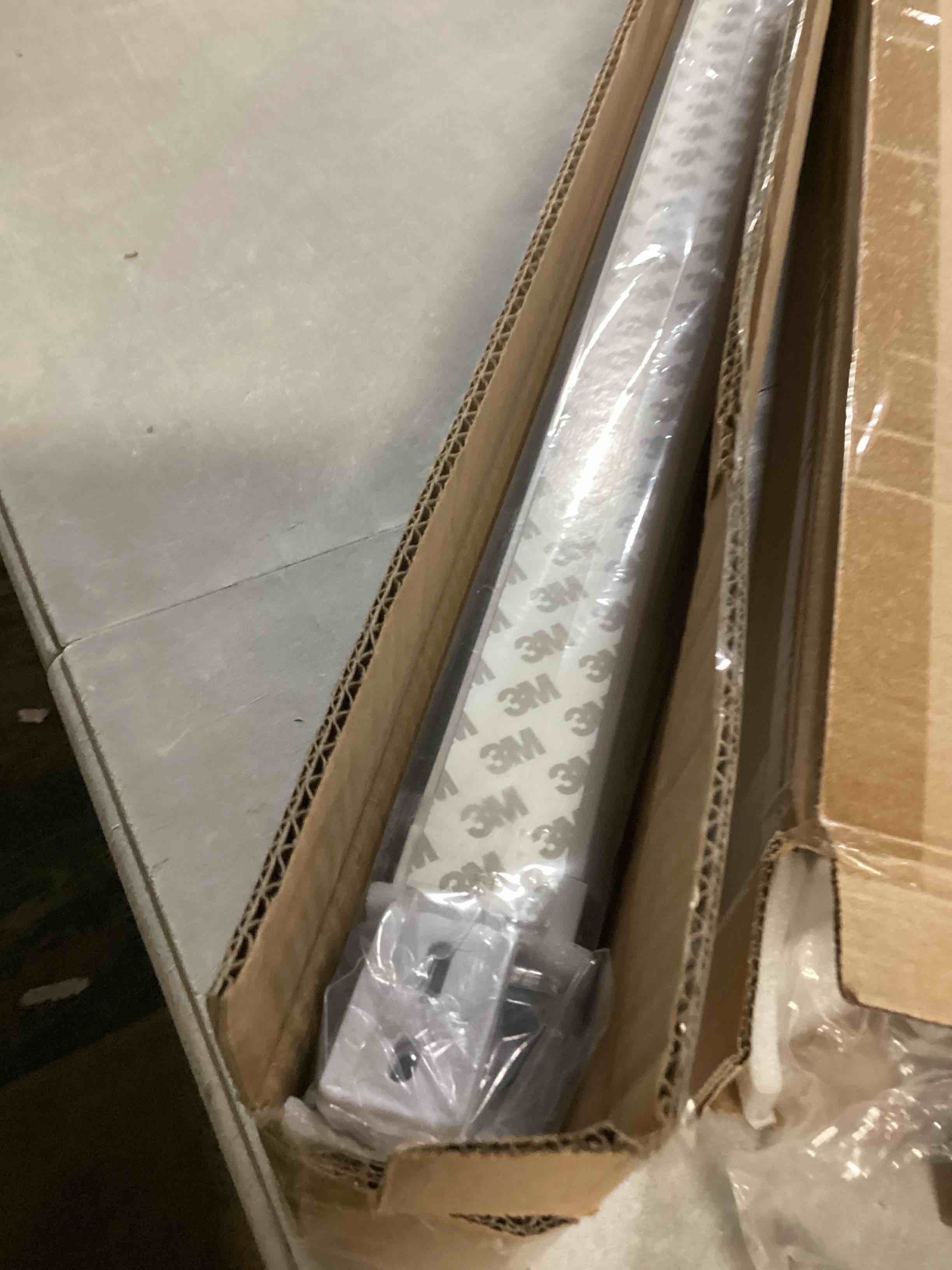 https://s3.amazonaws.com/lotting-images-prod/bidfta/GRA1637255_1743698879689.jpeg