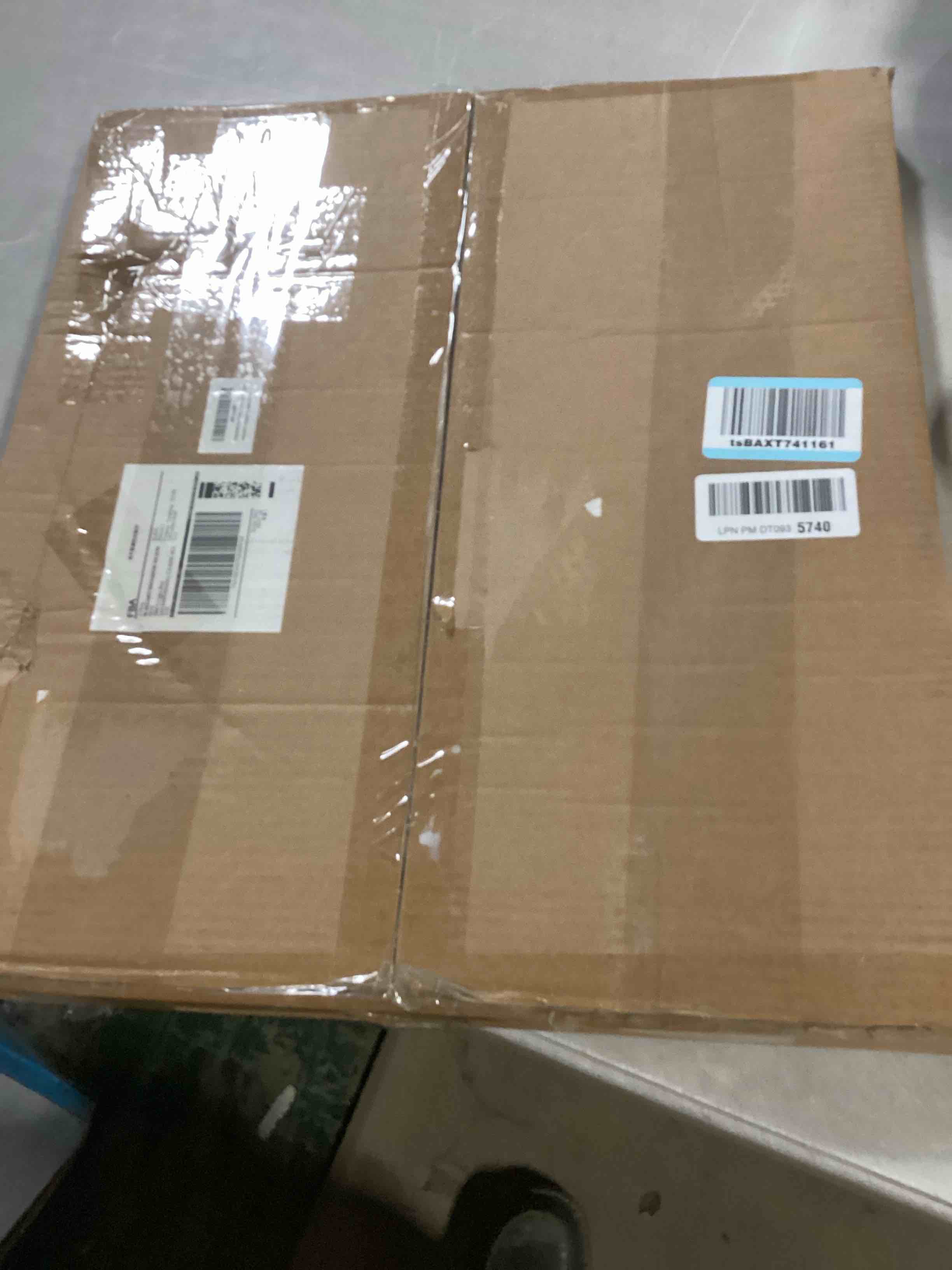 https://s3.amazonaws.com/lotting-images-prod/bidfta/GRA1637807_1744220505730.jpeg