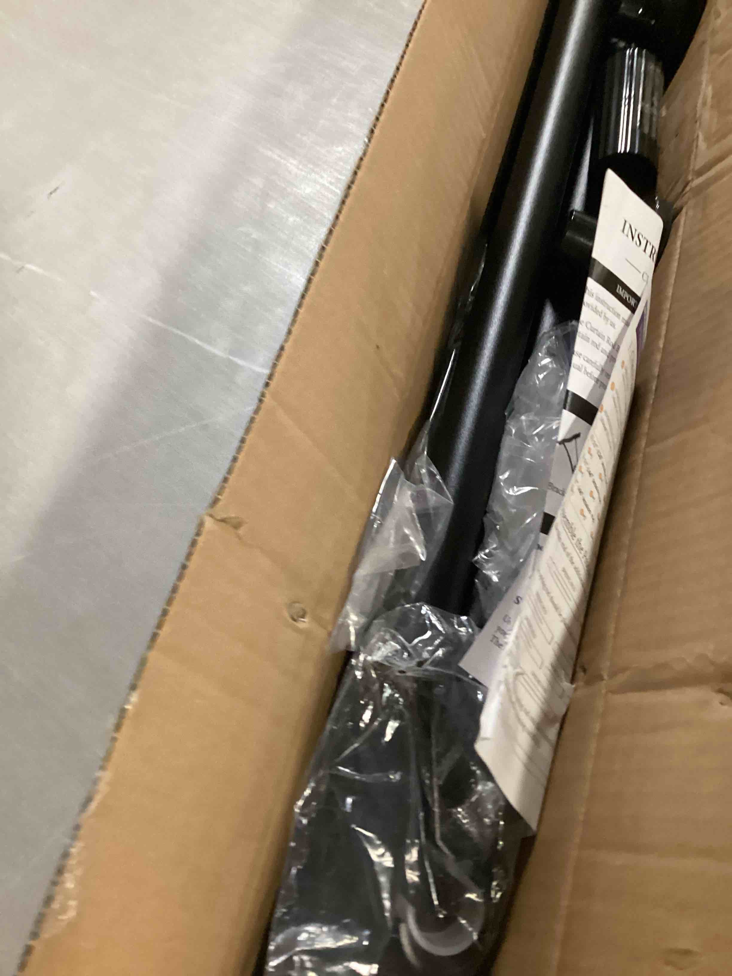 https://s3.amazonaws.com/lotting-images-prod/bidfta/GRA1637859_1744286157941.jpeg