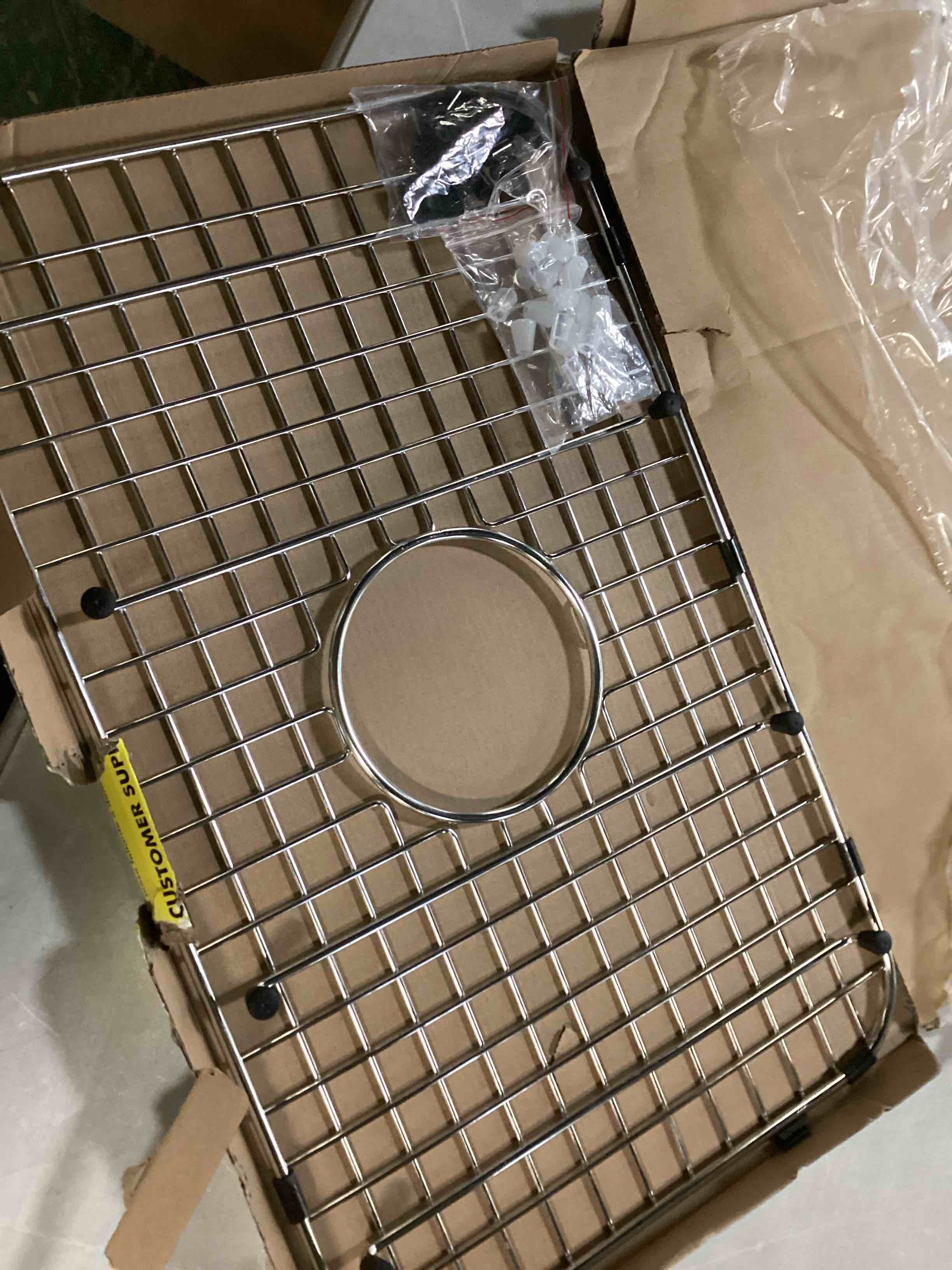 https://s3.amazonaws.com/lotting-images-prod/bidfta/GRA1638103_1744635456269.jpeg