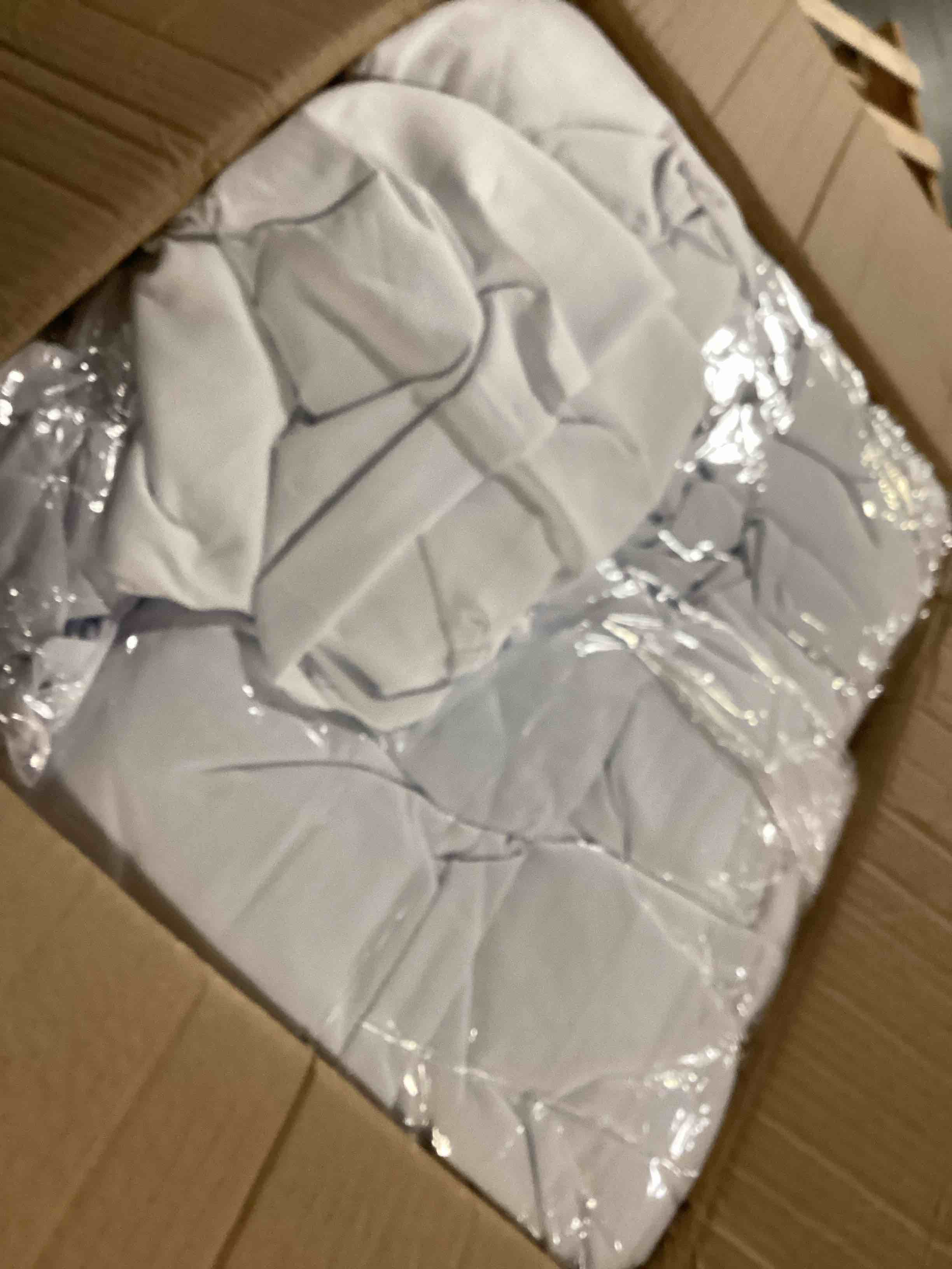 https://s3.amazonaws.com/lotting-images-prod/bidfta/GRA1638723_1745328564497.jpeg