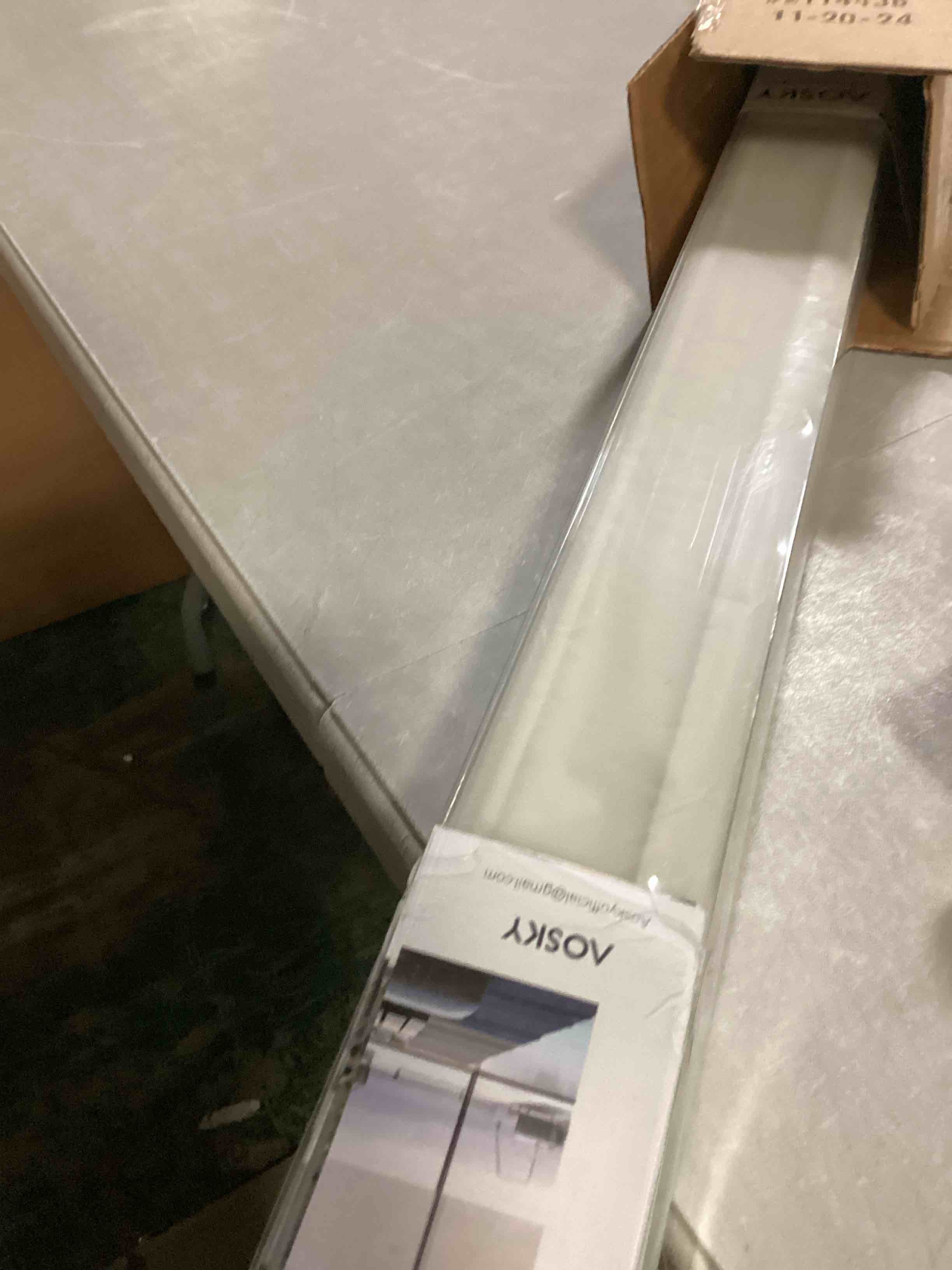 https://s3.amazonaws.com/lotting-images-prod/bidfta/GRA1638930_1745430441343.jpeg