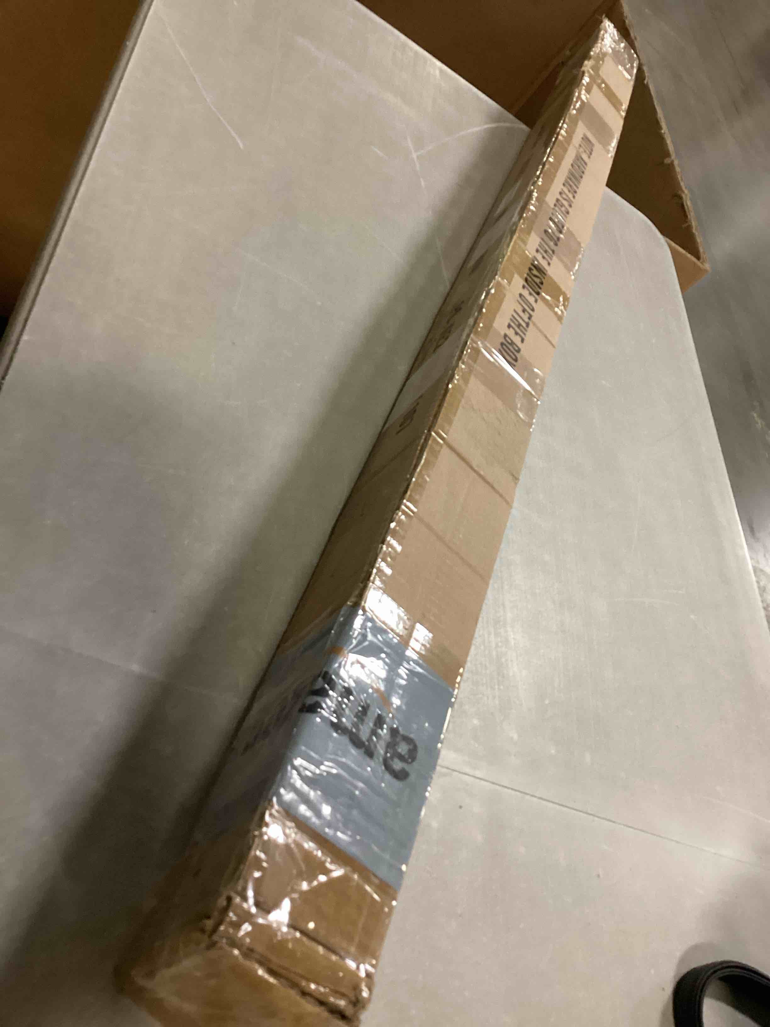 https://s3.amazonaws.com/lotting-images-prod/bidfta/GRA1638961_1745495096797.jpeg