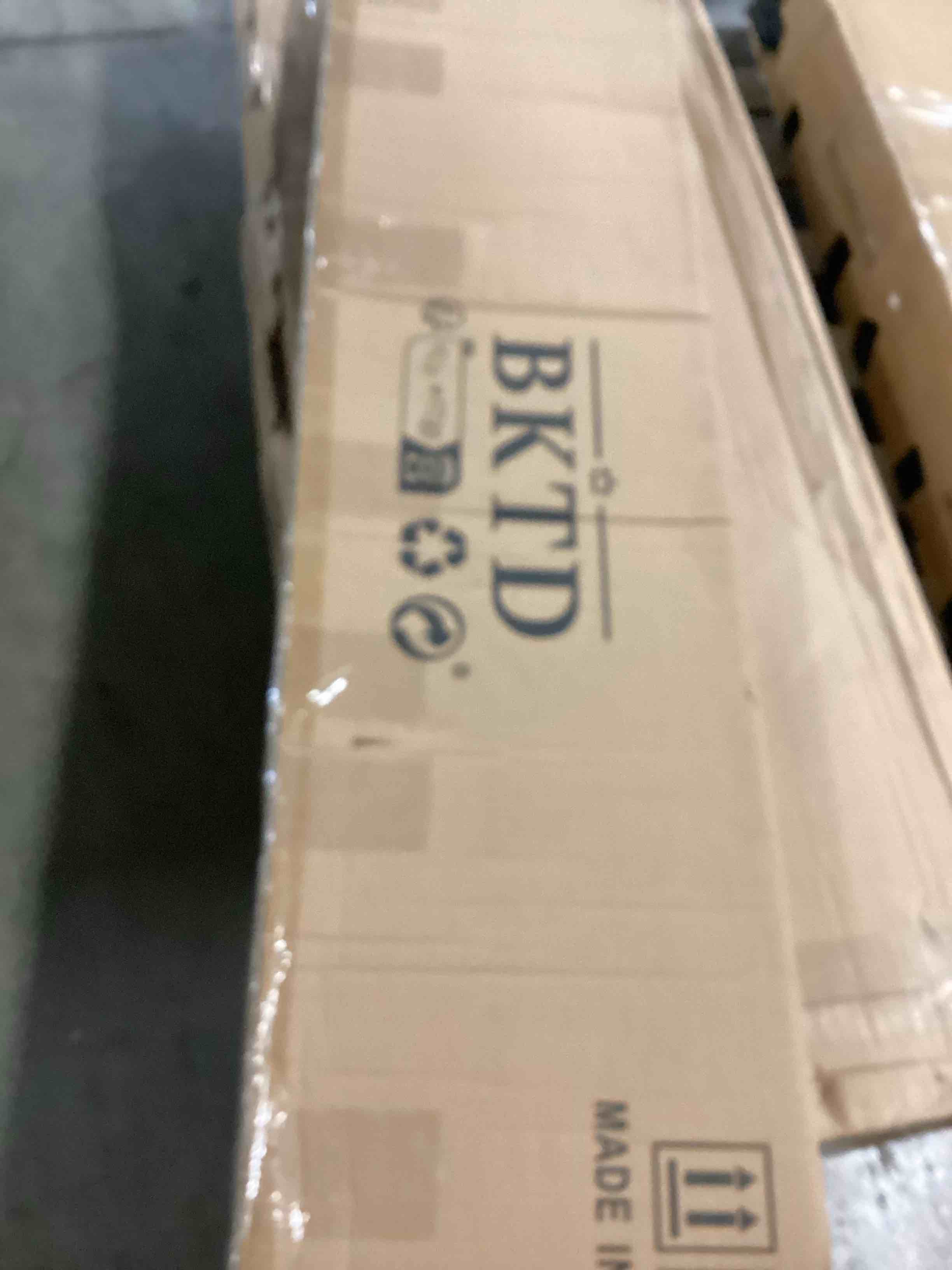 https://s3.amazonaws.com/lotting-images-prod/bidfta/GRA1638968_1745497028587.jpeg