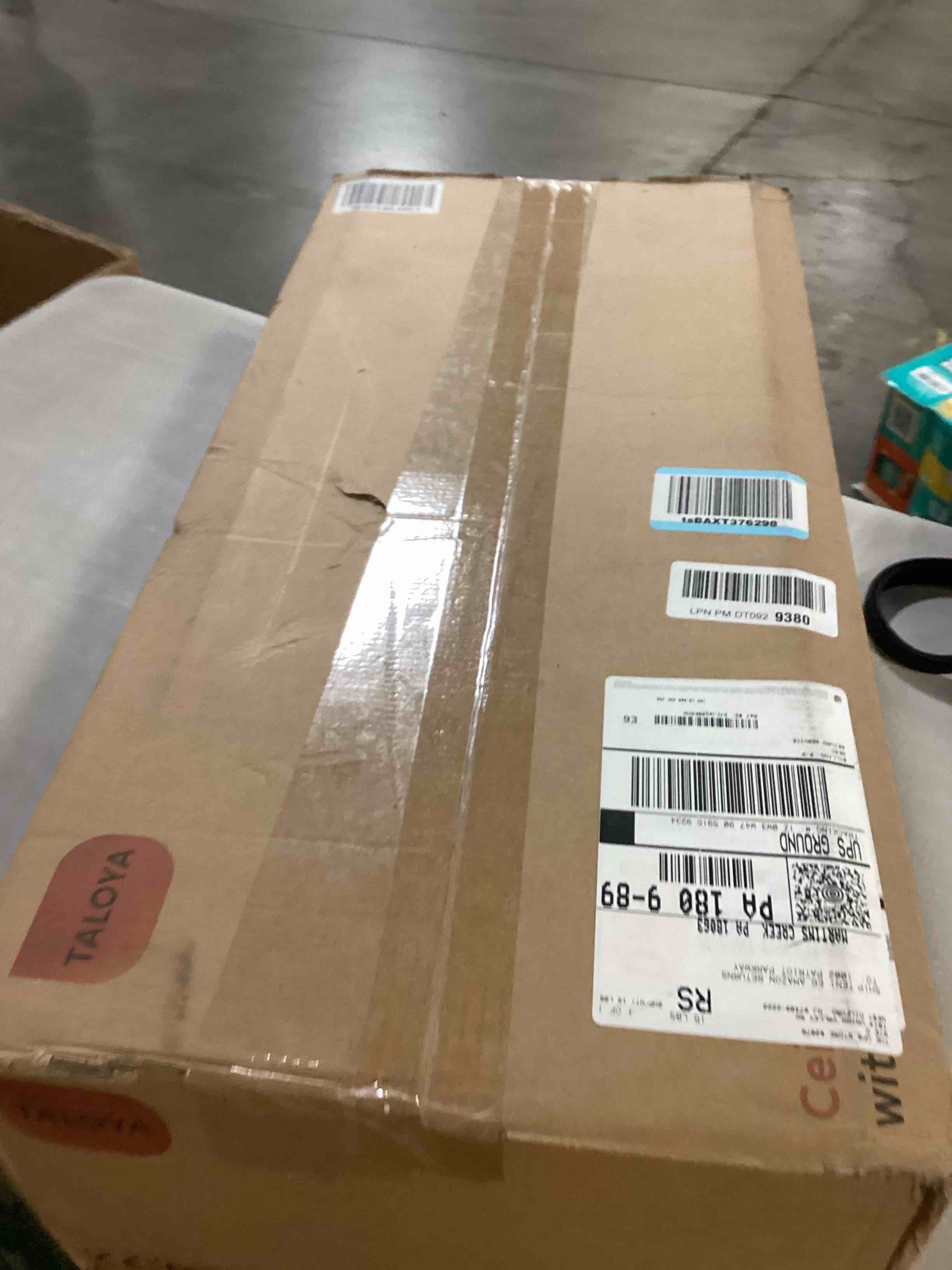 https://s3.amazonaws.com/lotting-images-prod/bidfta/GRA1638981_1745498926134.jpeg