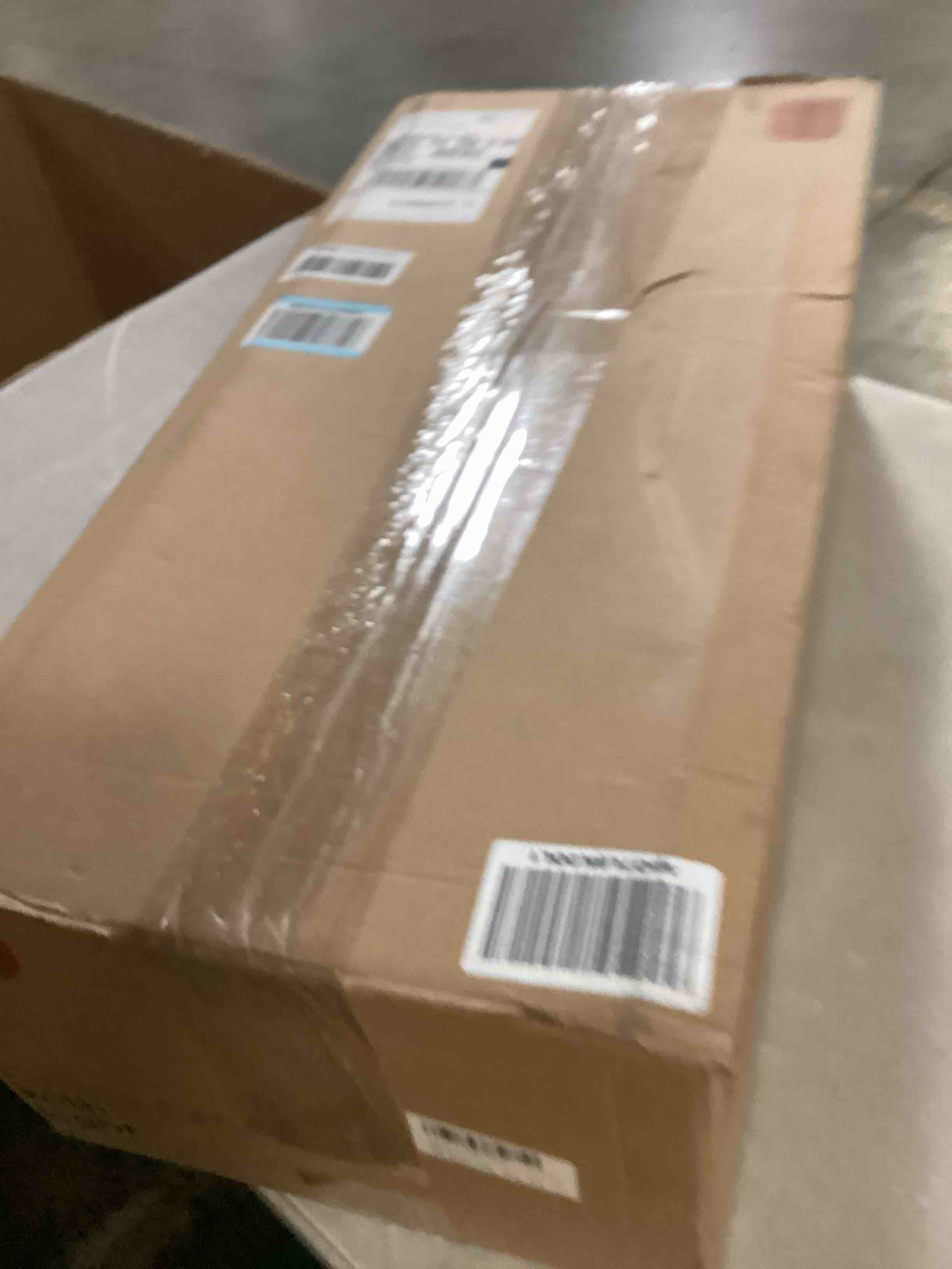https://s3.amazonaws.com/lotting-images-prod/bidfta/GRA1638981_1745498964876.jpeg