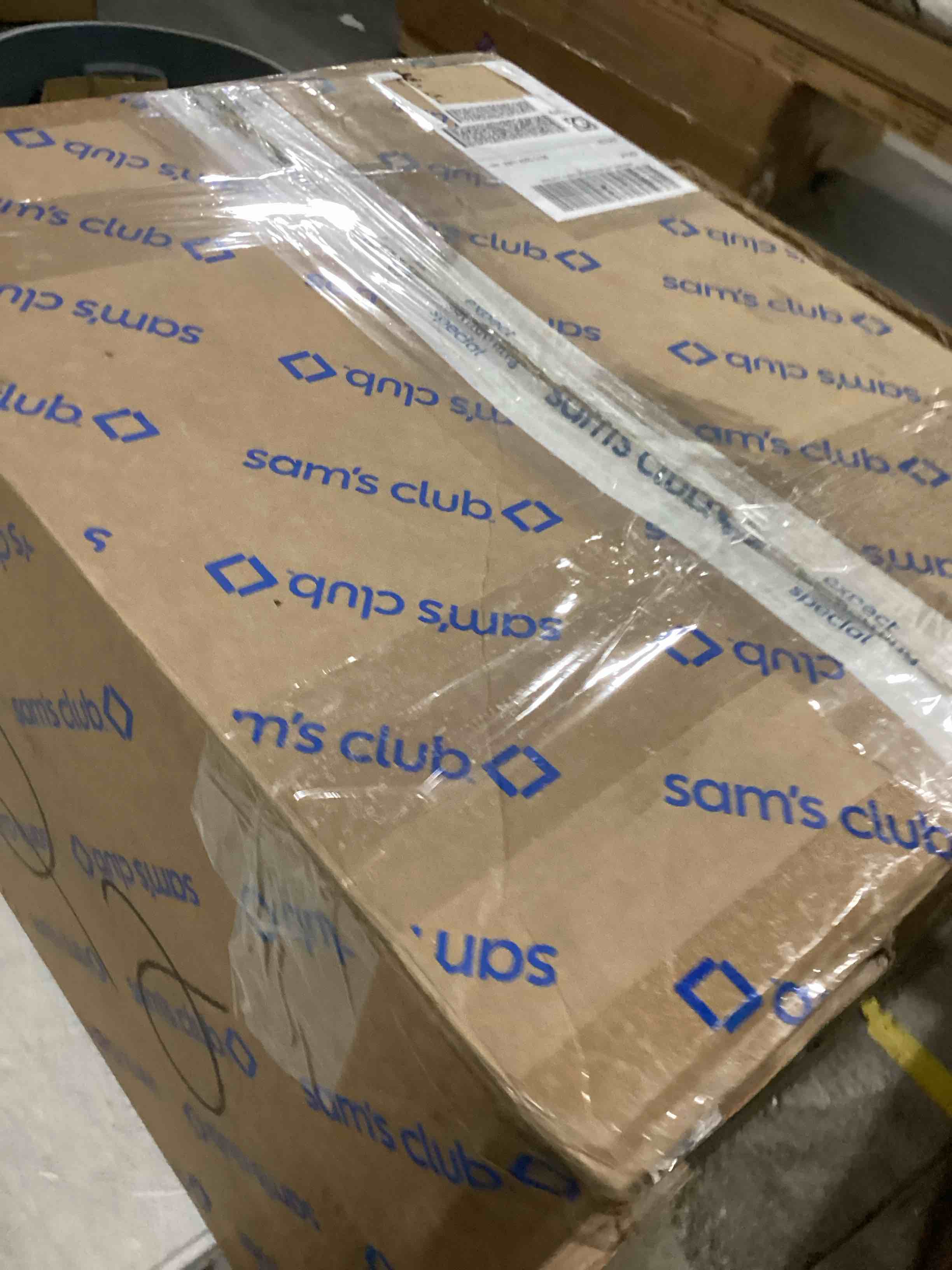 https://s3.amazonaws.com/lotting-images-prod/bidfta/GRA1639204_1742309615982.jpeg