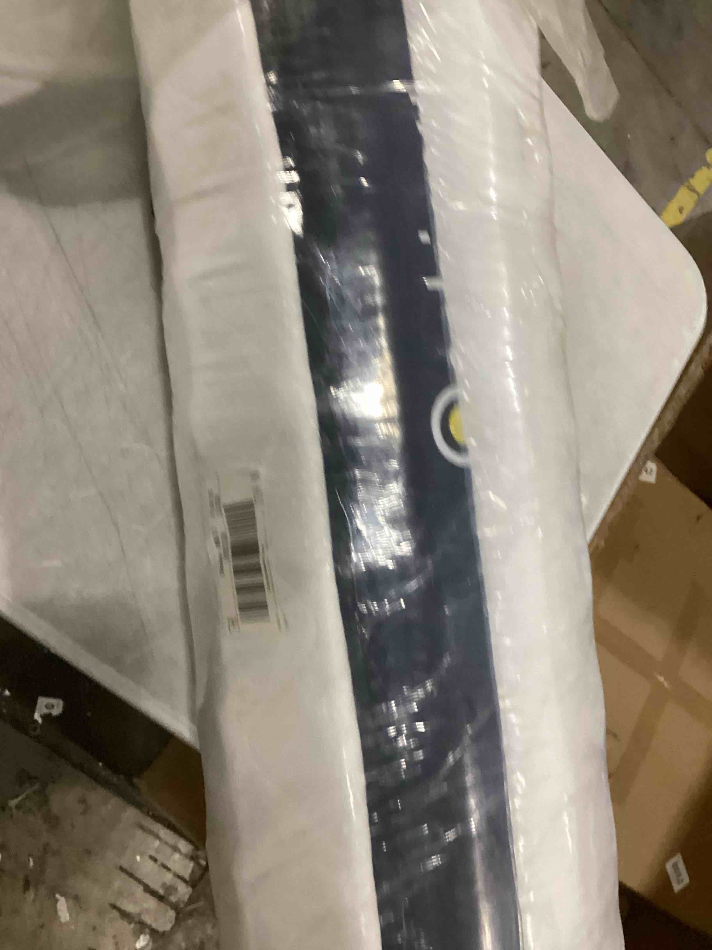 https://s3.amazonaws.com/lotting-images-prod/bidfta/GRA1640008_1743605621263.jpeg