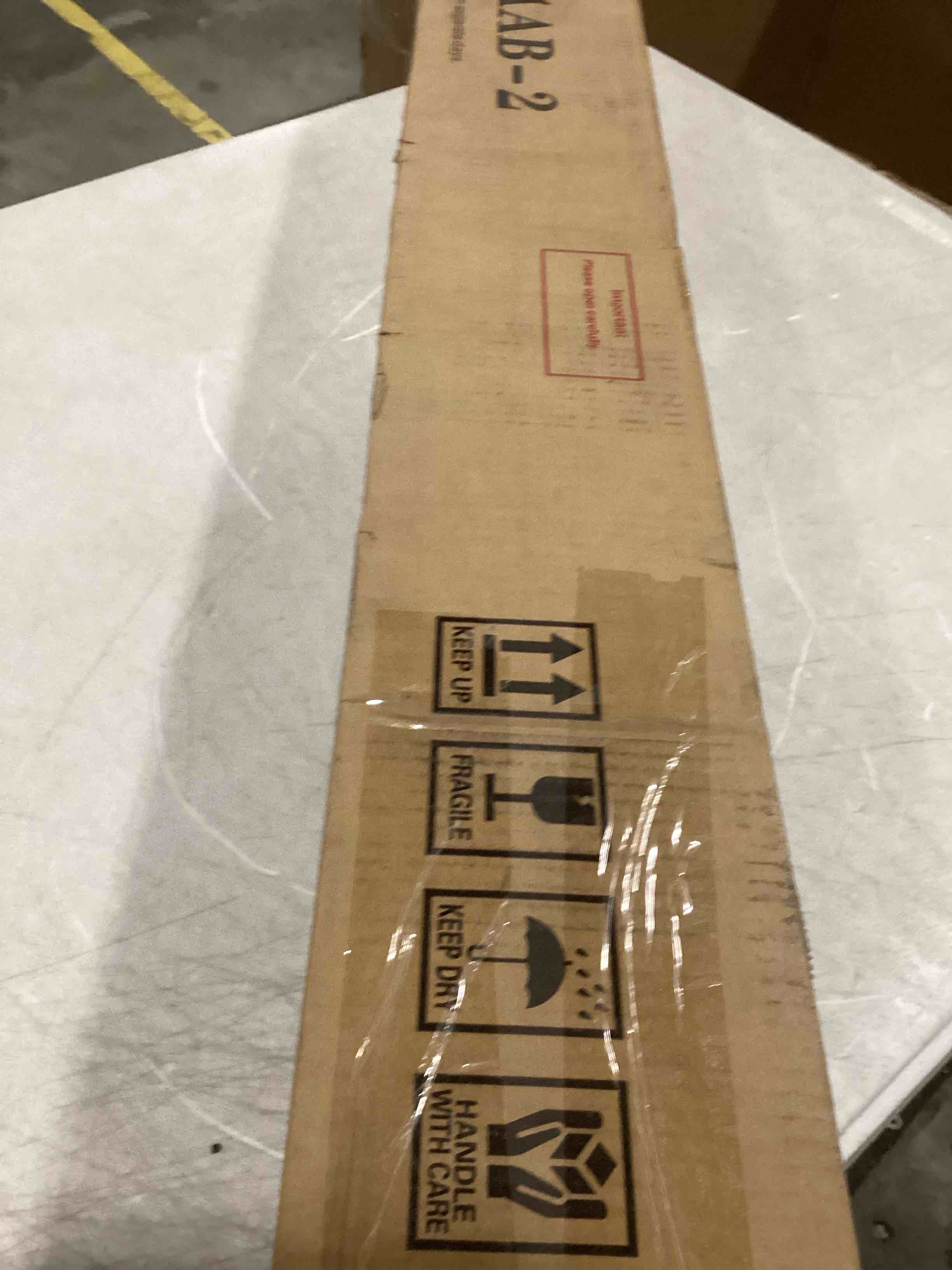 https://s3.amazonaws.com/lotting-images-prod/bidfta/GRA1640020_1743612153034.jpeg
