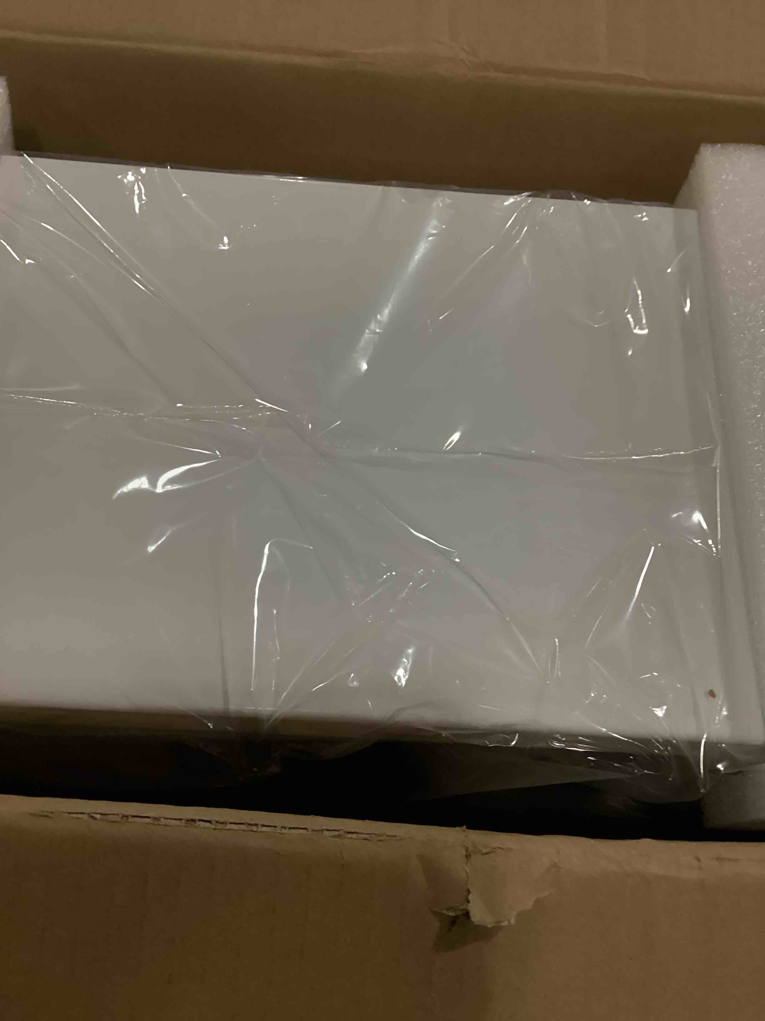 https://s3.amazonaws.com/lotting-images-prod/bidfta/GRA1640139_1743693741452.jpeg