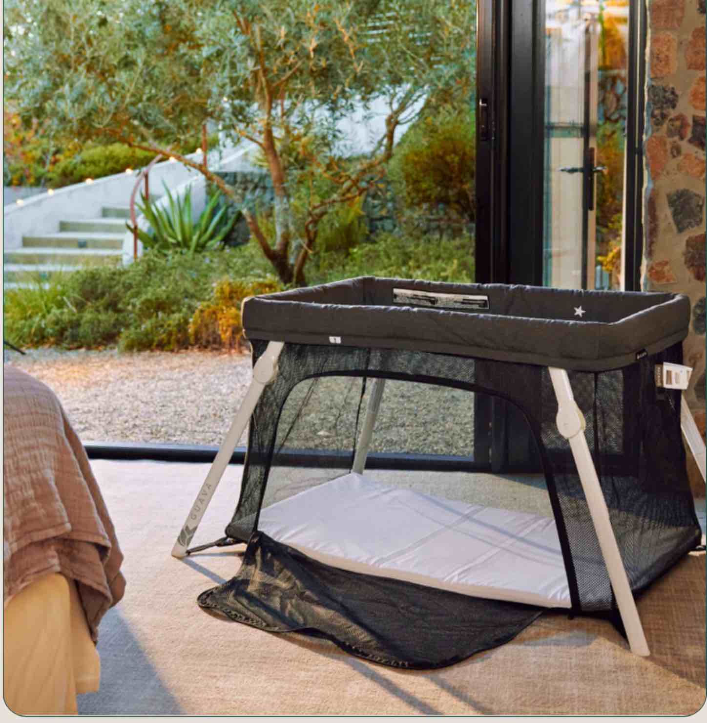 Guava Lotus Travel Crib