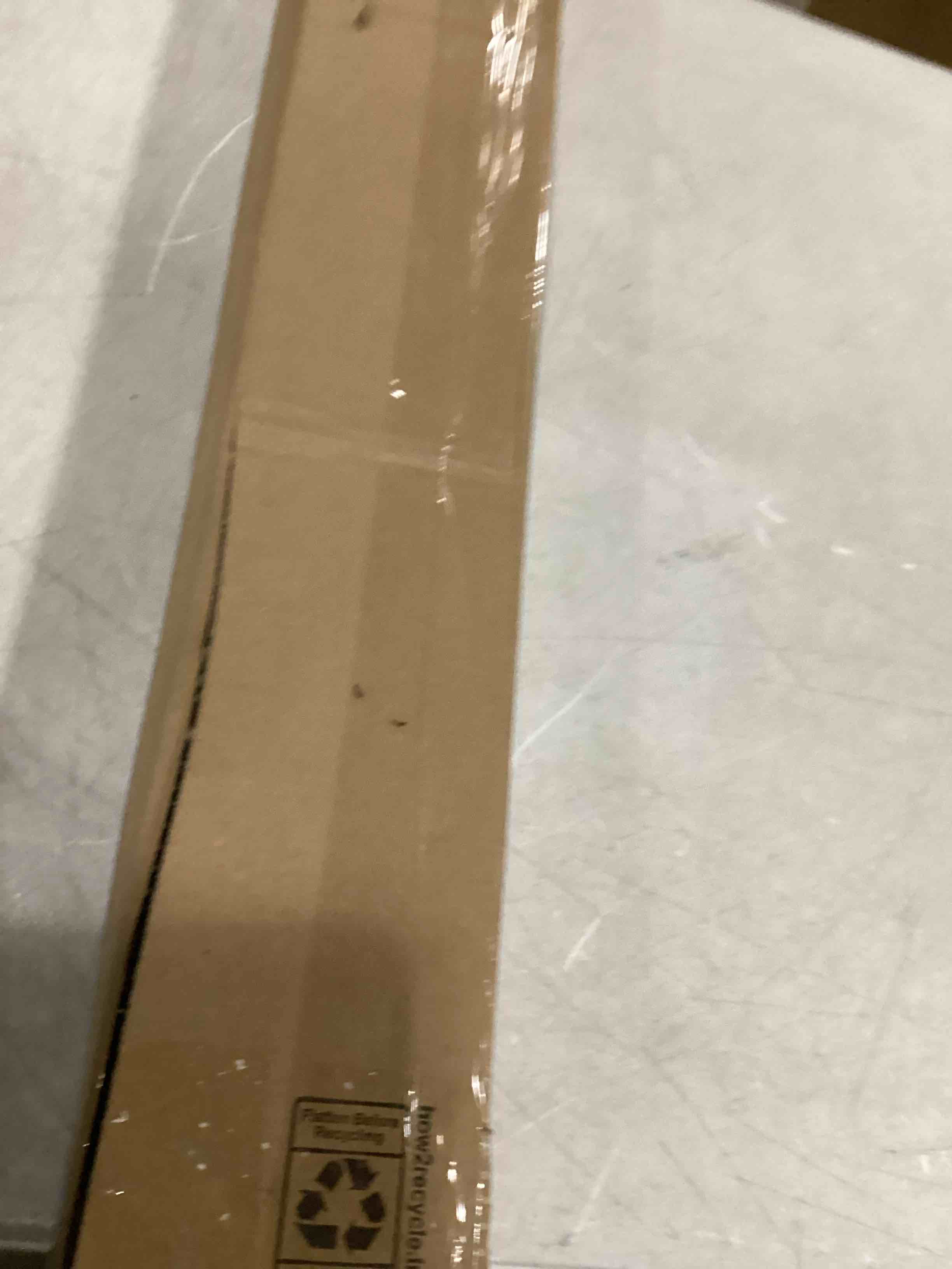 https://s3.amazonaws.com/lotting-images-prod/bidfta/GRA1640900_1746531417313.jpeg