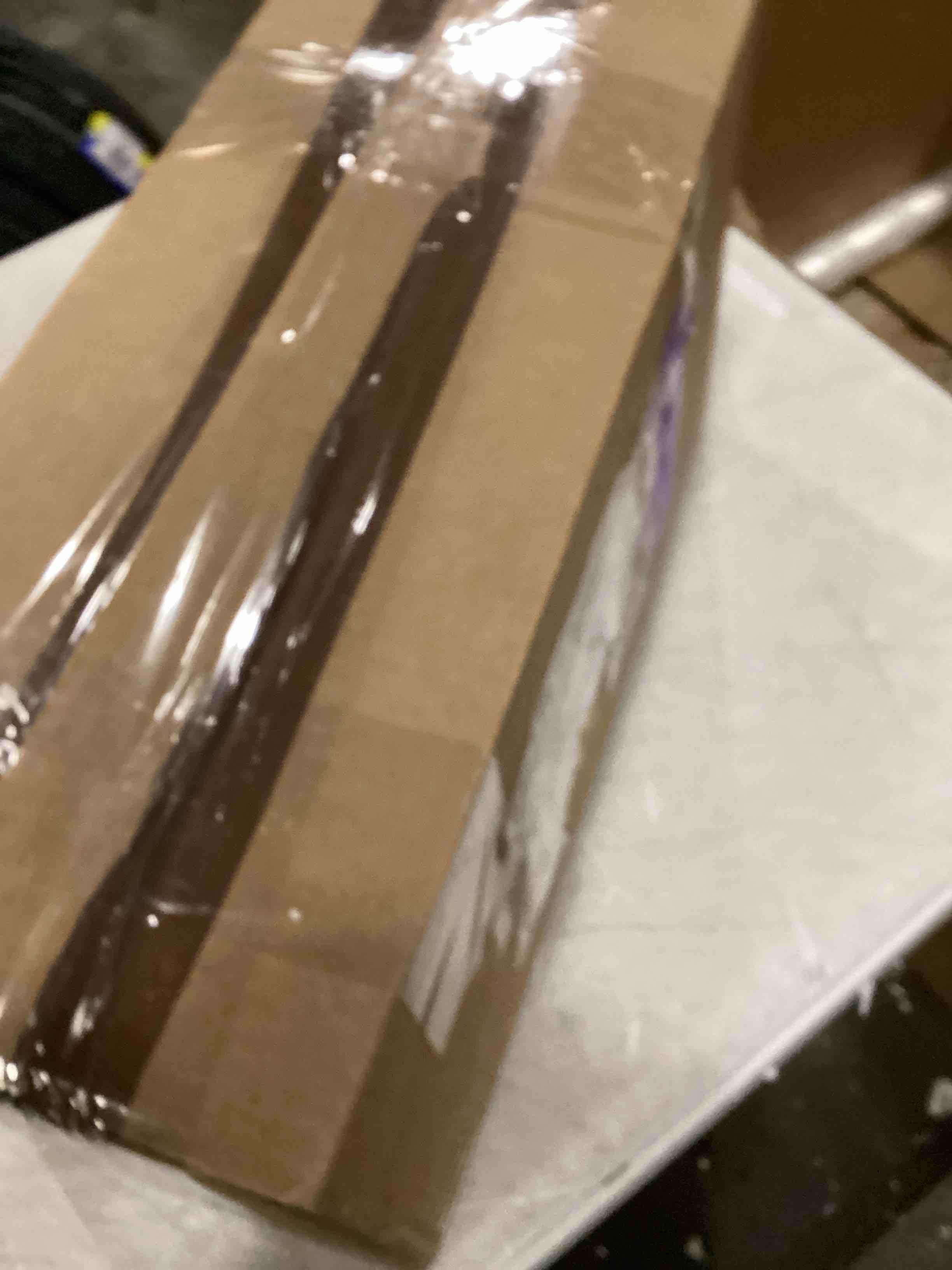 https://s3.amazonaws.com/lotting-images-prod/bidfta/GRA1640936_1746553053666.jpeg