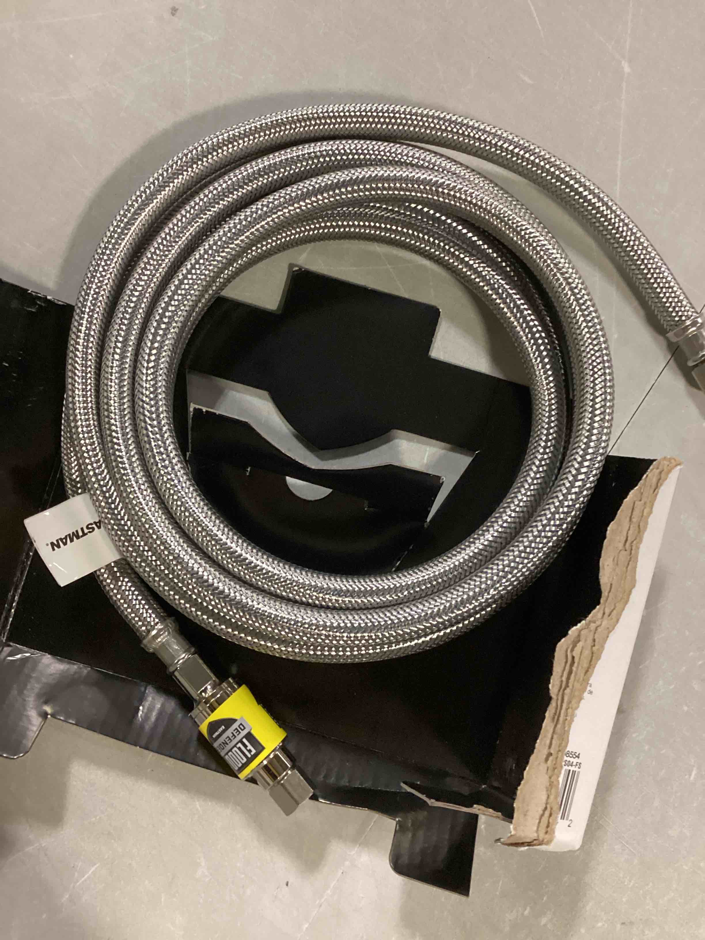 https://s3.amazonaws.com/lotting-images-prod/bidfta/GRA1643528_1741006019268.jpeg