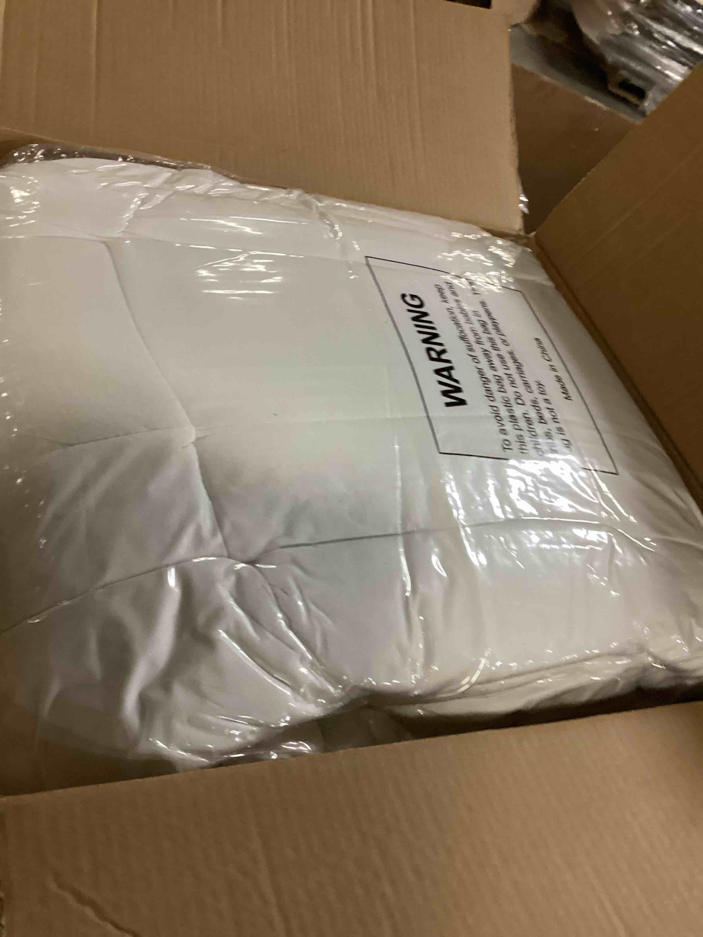 https://s3.amazonaws.com/lotting-images-prod/bidfta/GRA1643620_1741026076649.jpeg