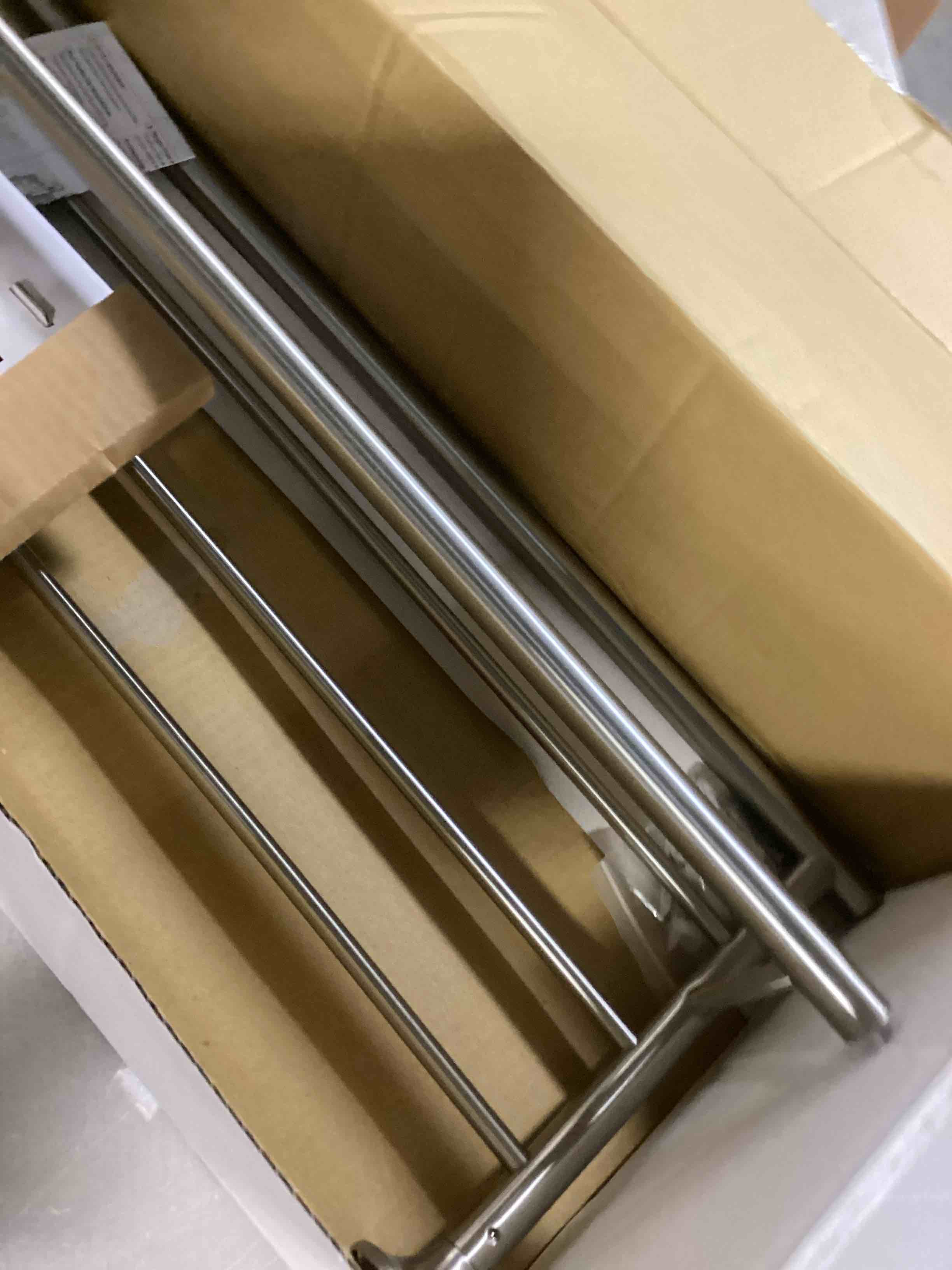 https://s3.amazonaws.com/lotting-images-prod/bidfta/GRA1643632_1741030125895.jpeg