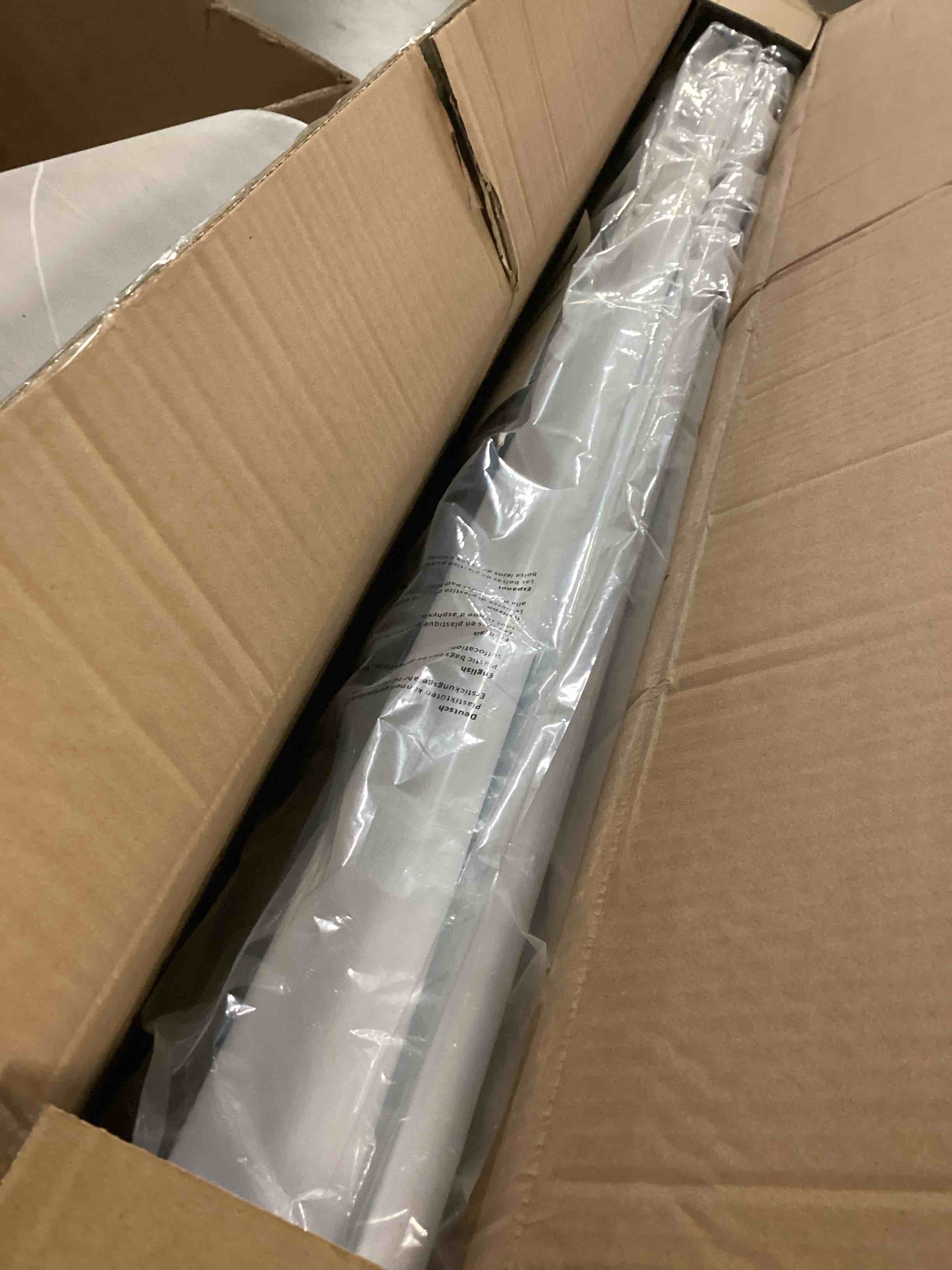 https://s3.amazonaws.com/lotting-images-prod/bidfta/GRA1643821_1741177717589.jpeg