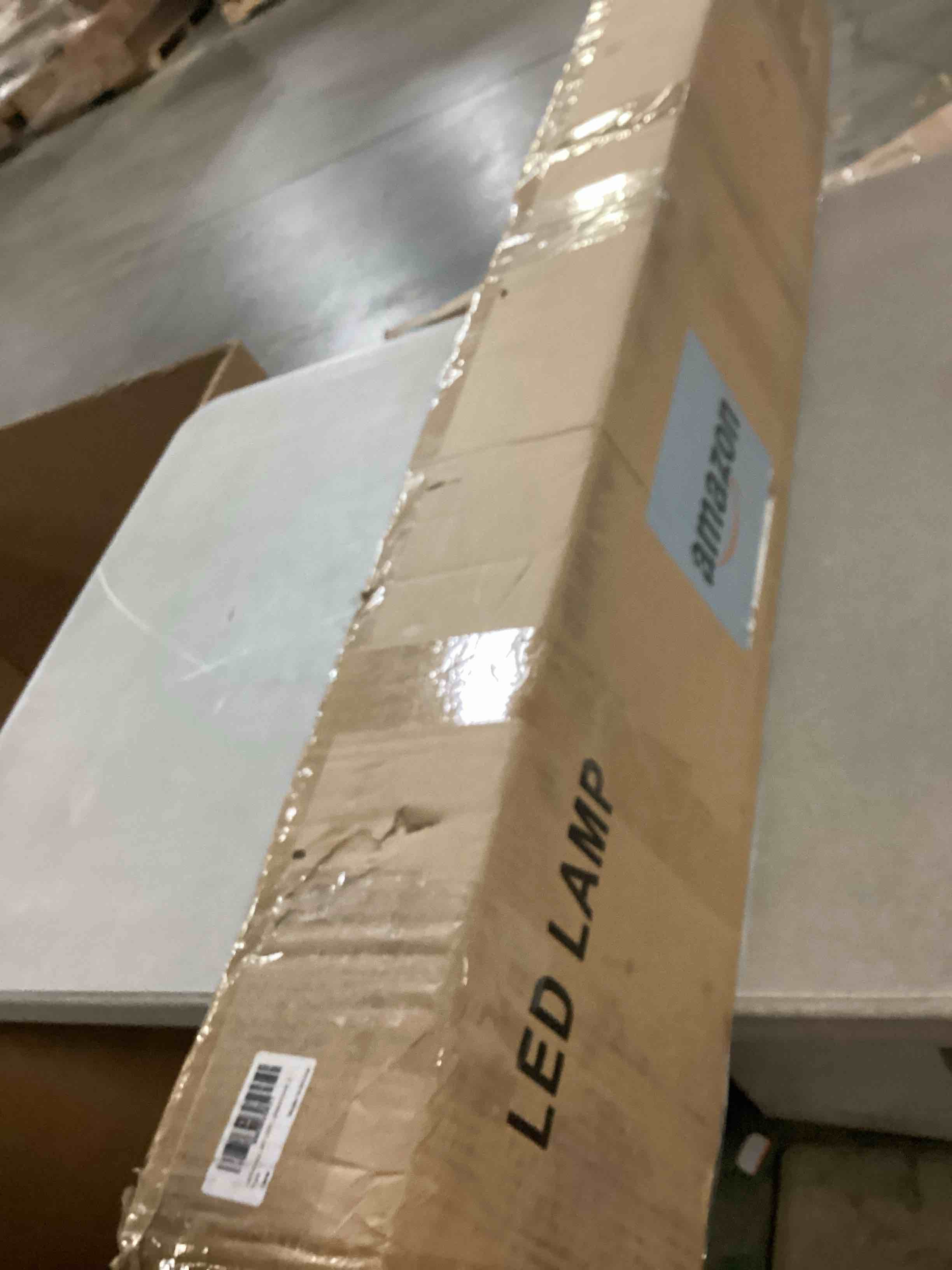 https://s3.amazonaws.com/lotting-images-prod/bidfta/GRA1643821_1741177746400.jpeg