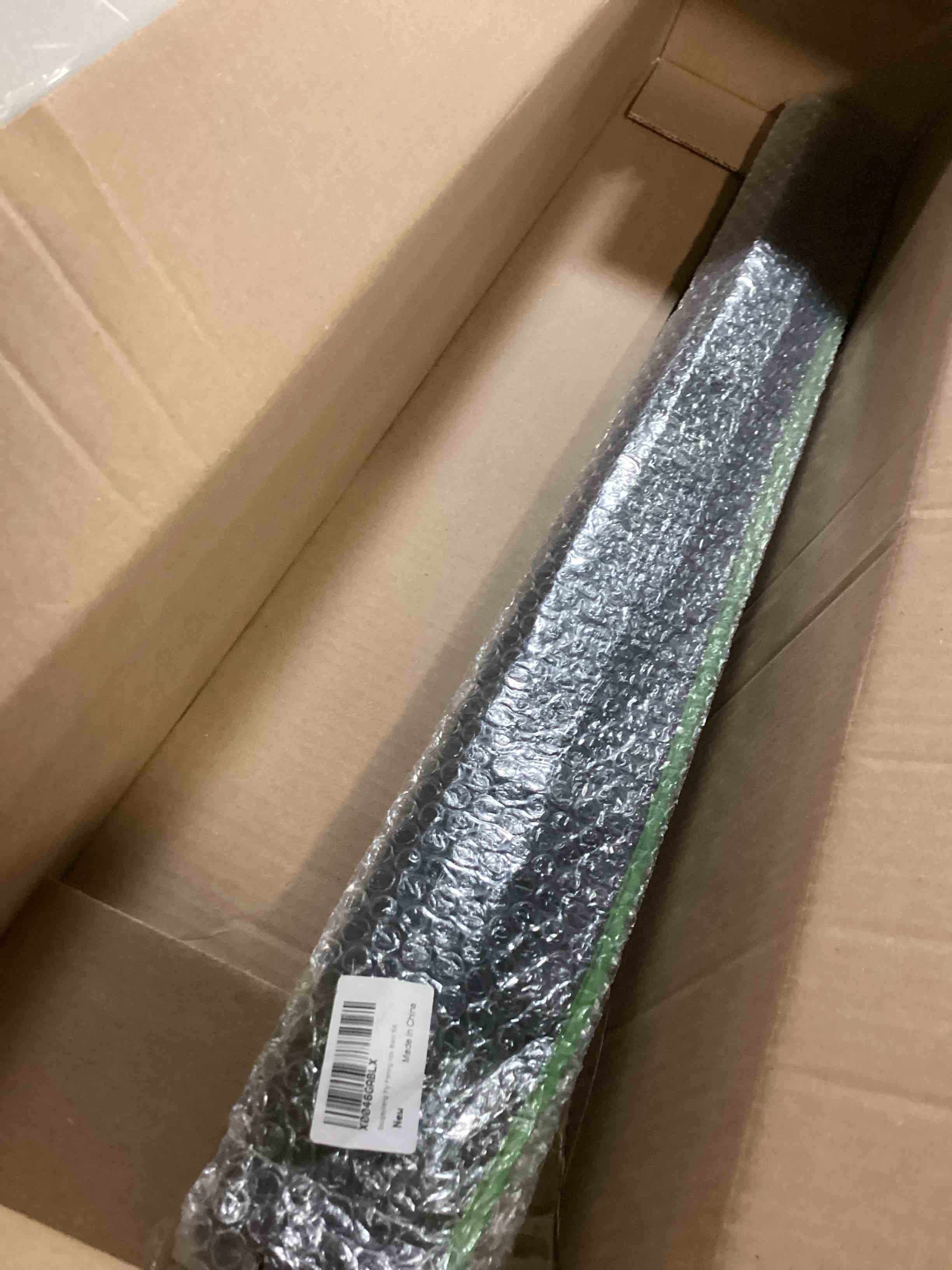 https://s3.amazonaws.com/lotting-images-prod/bidfta/GRA1643877_1741188295939.jpeg