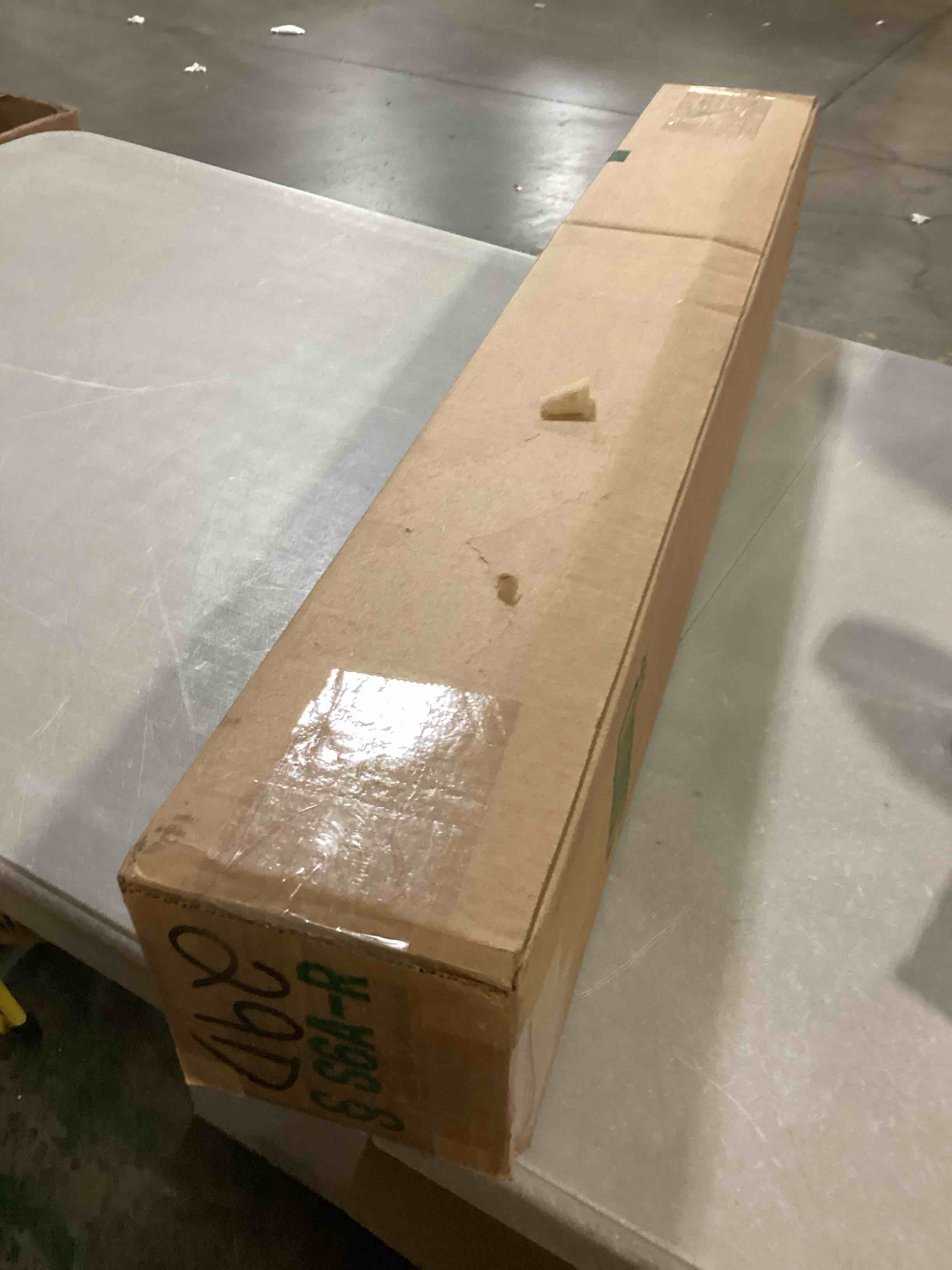 https://s3.amazonaws.com/lotting-images-prod/bidfta/GRA1643932_1741200828226.jpeg