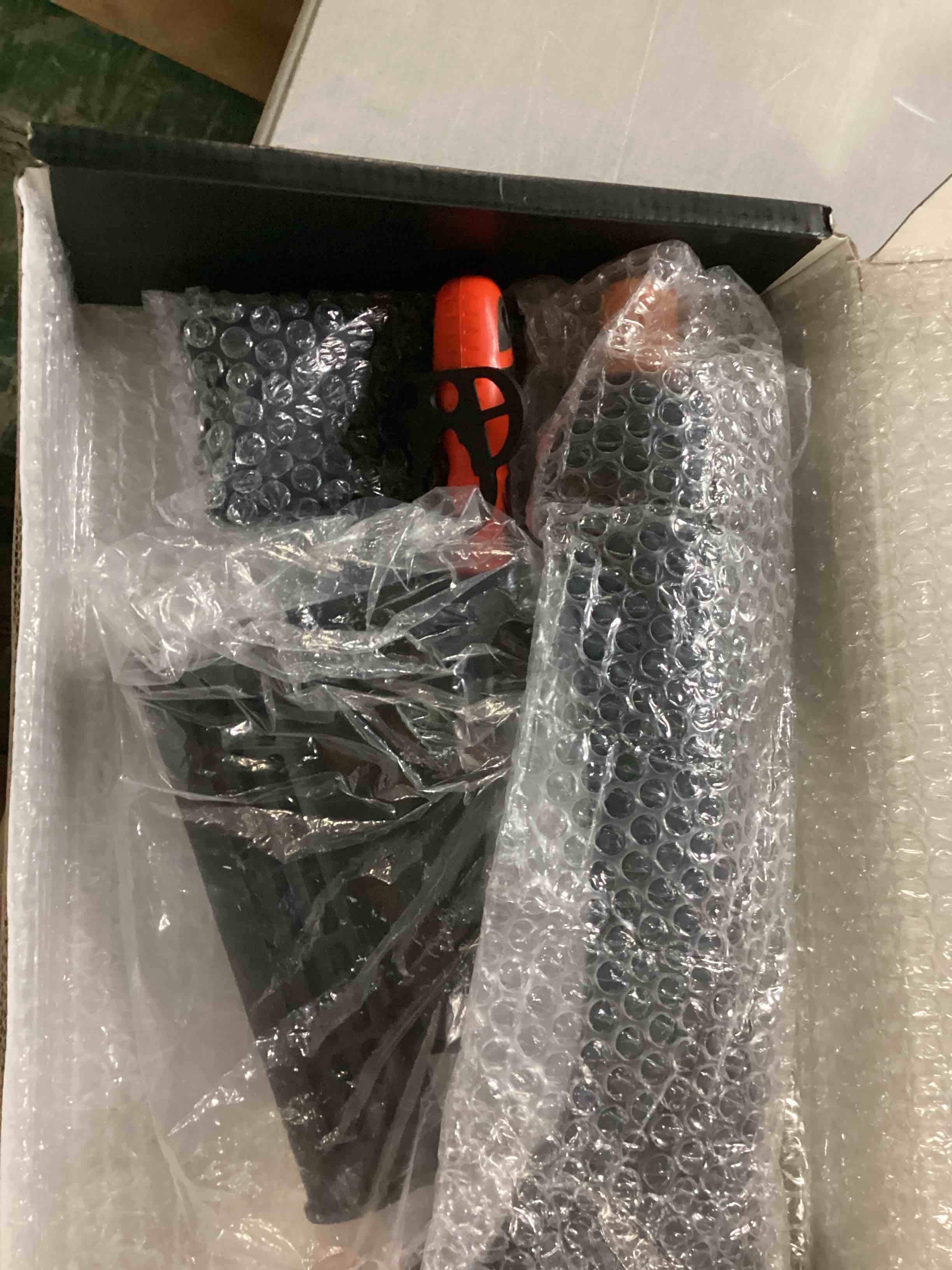 https://s3.amazonaws.com/lotting-images-prod/bidfta/GRA1644013_1741270968697.jpeg