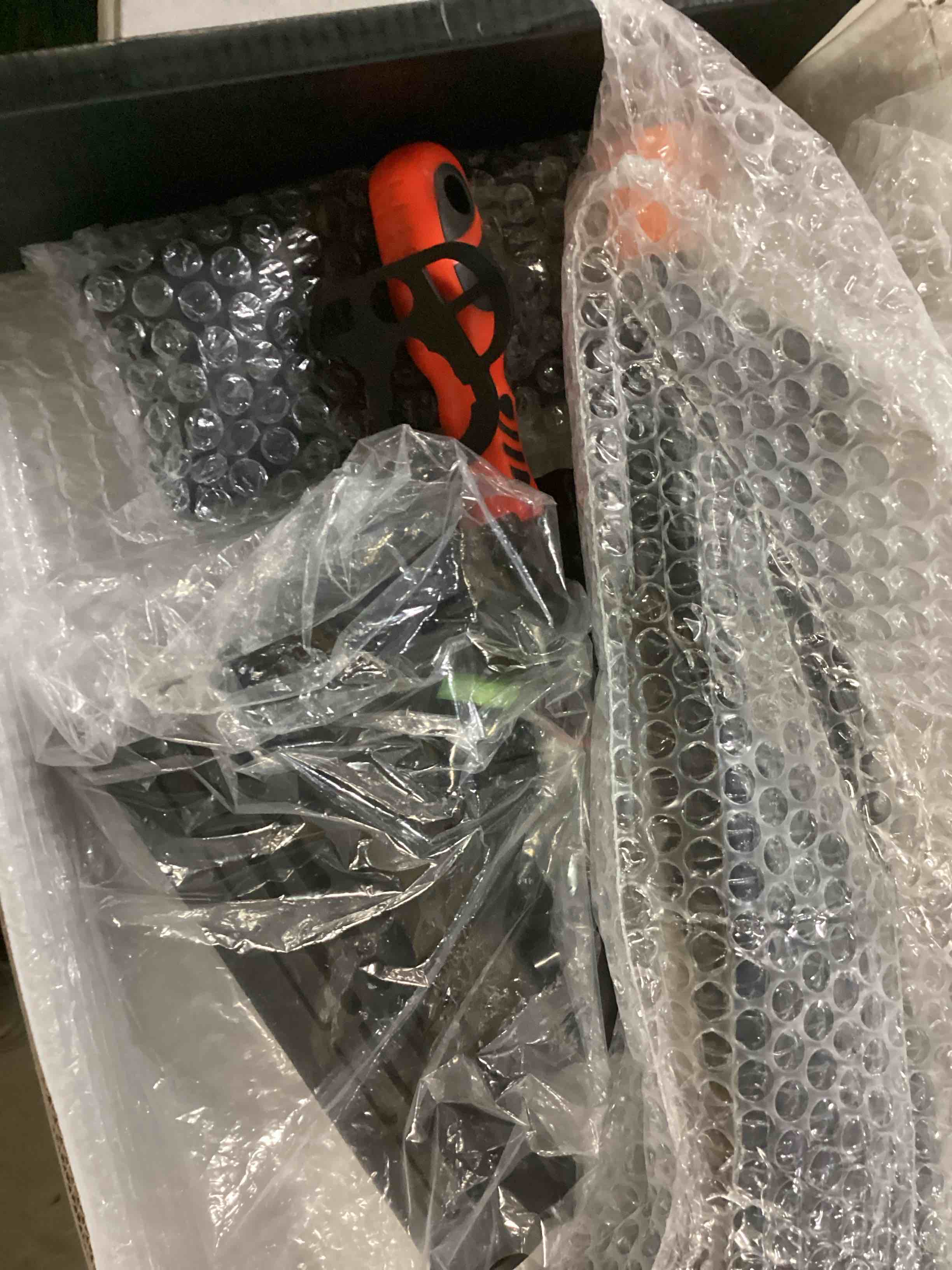 https://s3.amazonaws.com/lotting-images-prod/bidfta/GRA1644013_1741271000175.jpeg