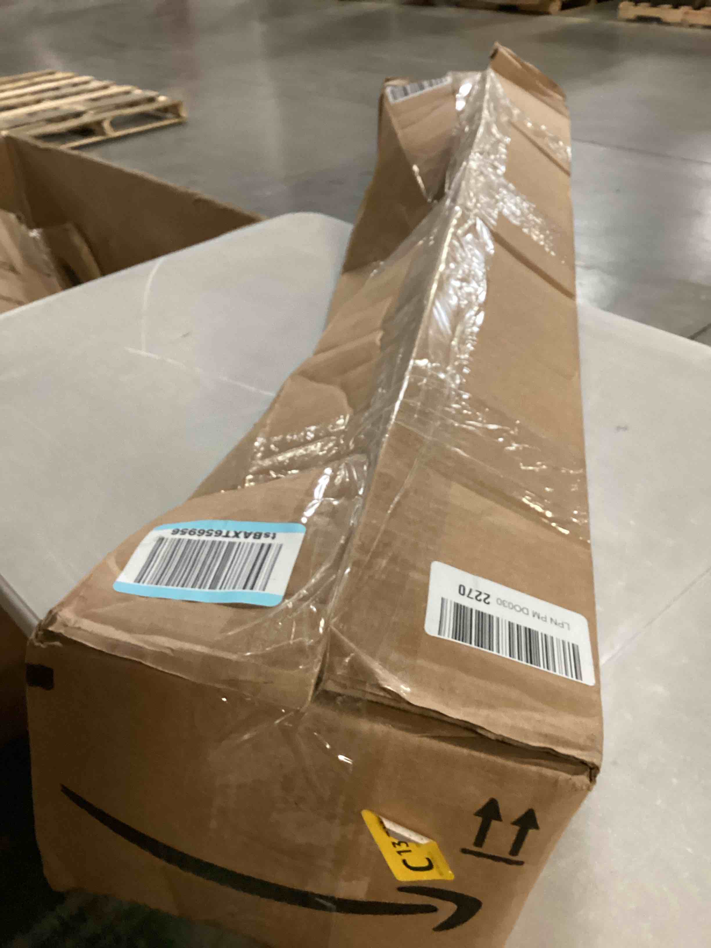 https://s3.amazonaws.com/lotting-images-prod/bidfta/GRA1644266_1741611201357.jpeg