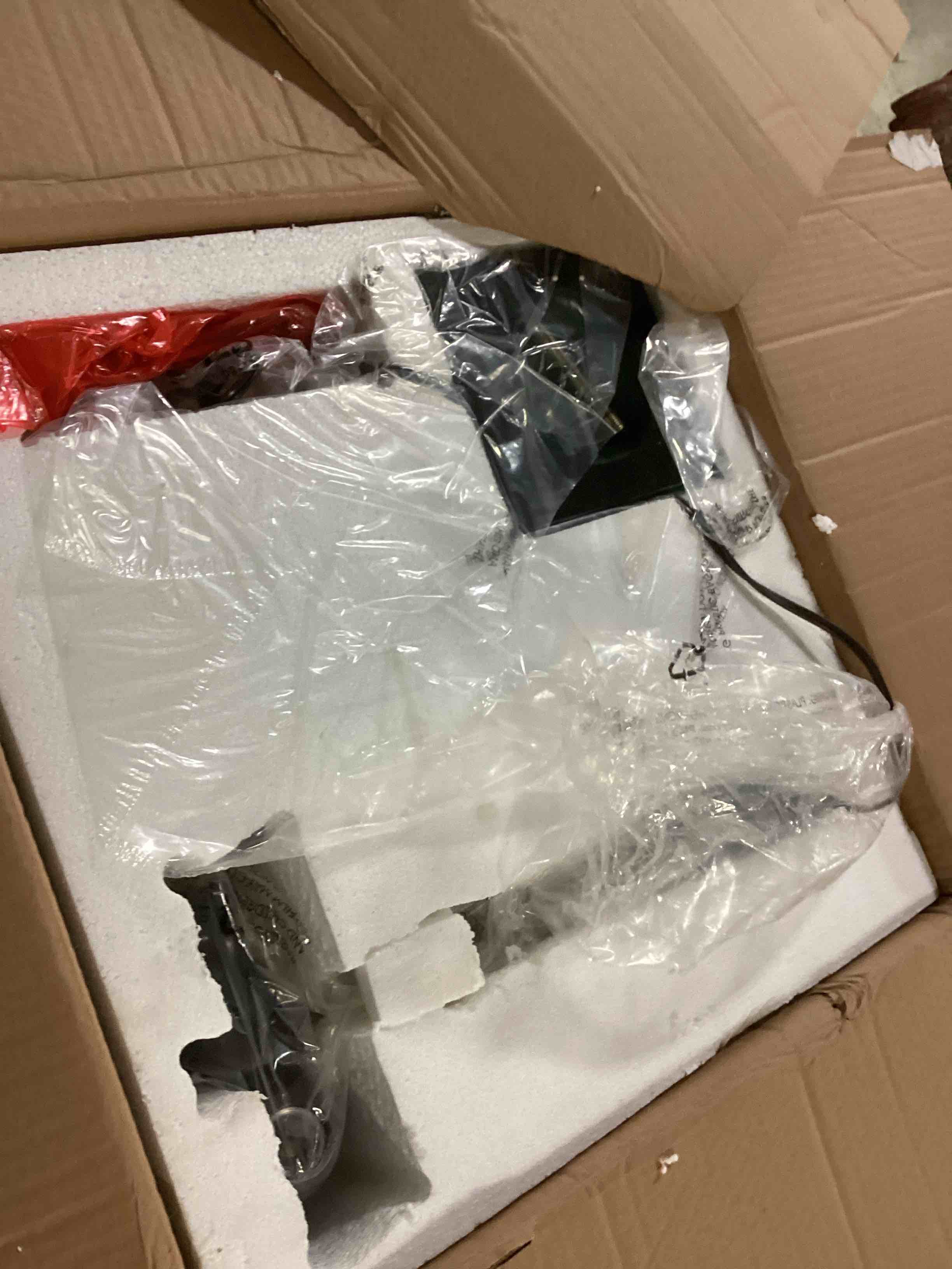 https://s3.amazonaws.com/lotting-images-prod/bidfta/GRA1644440_1741787687741.jpeg