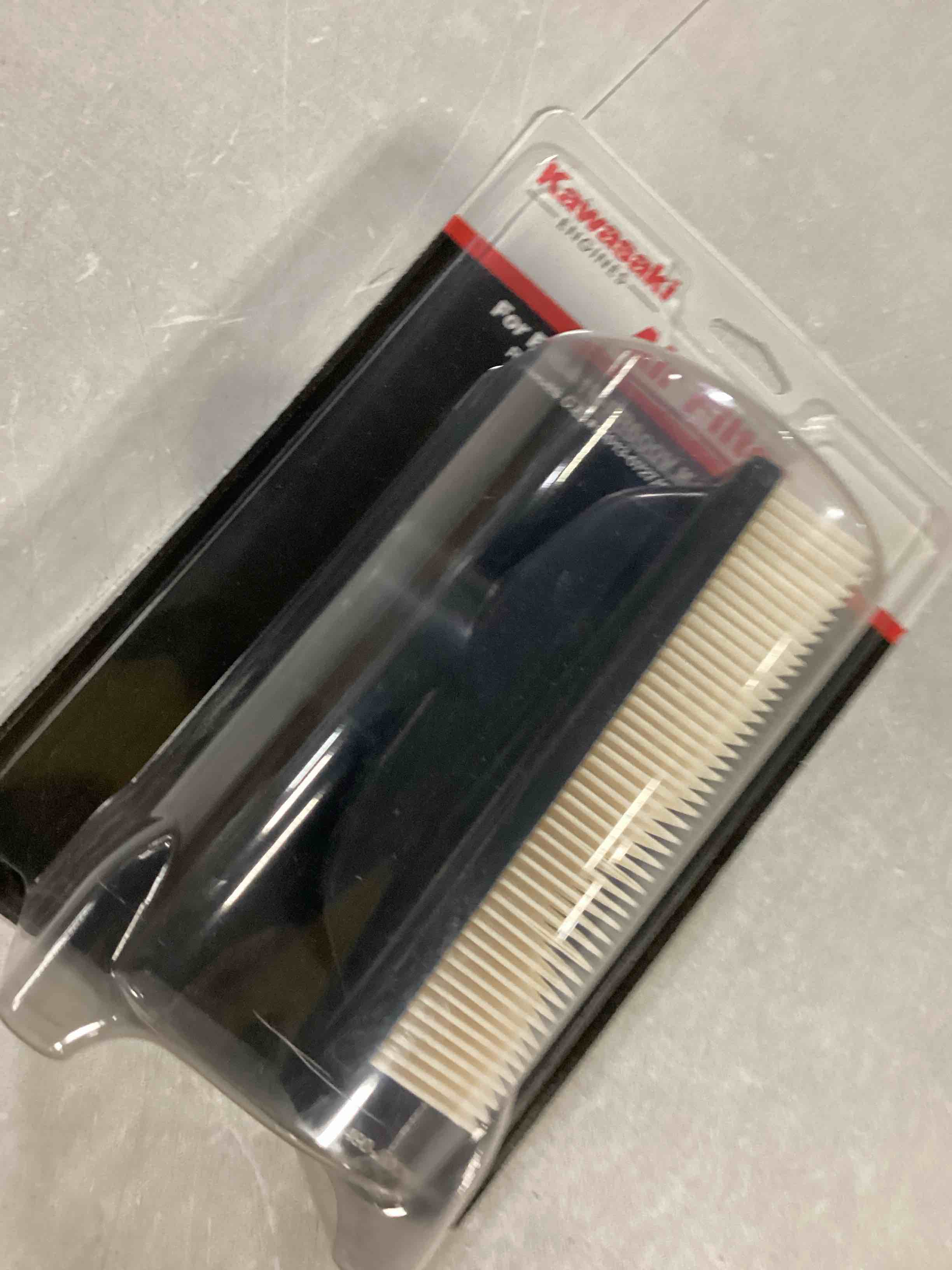 Condition photo showing Good Condition for MTD Genuine Parts /Arnold 490-200-M085 Air Filter, Black