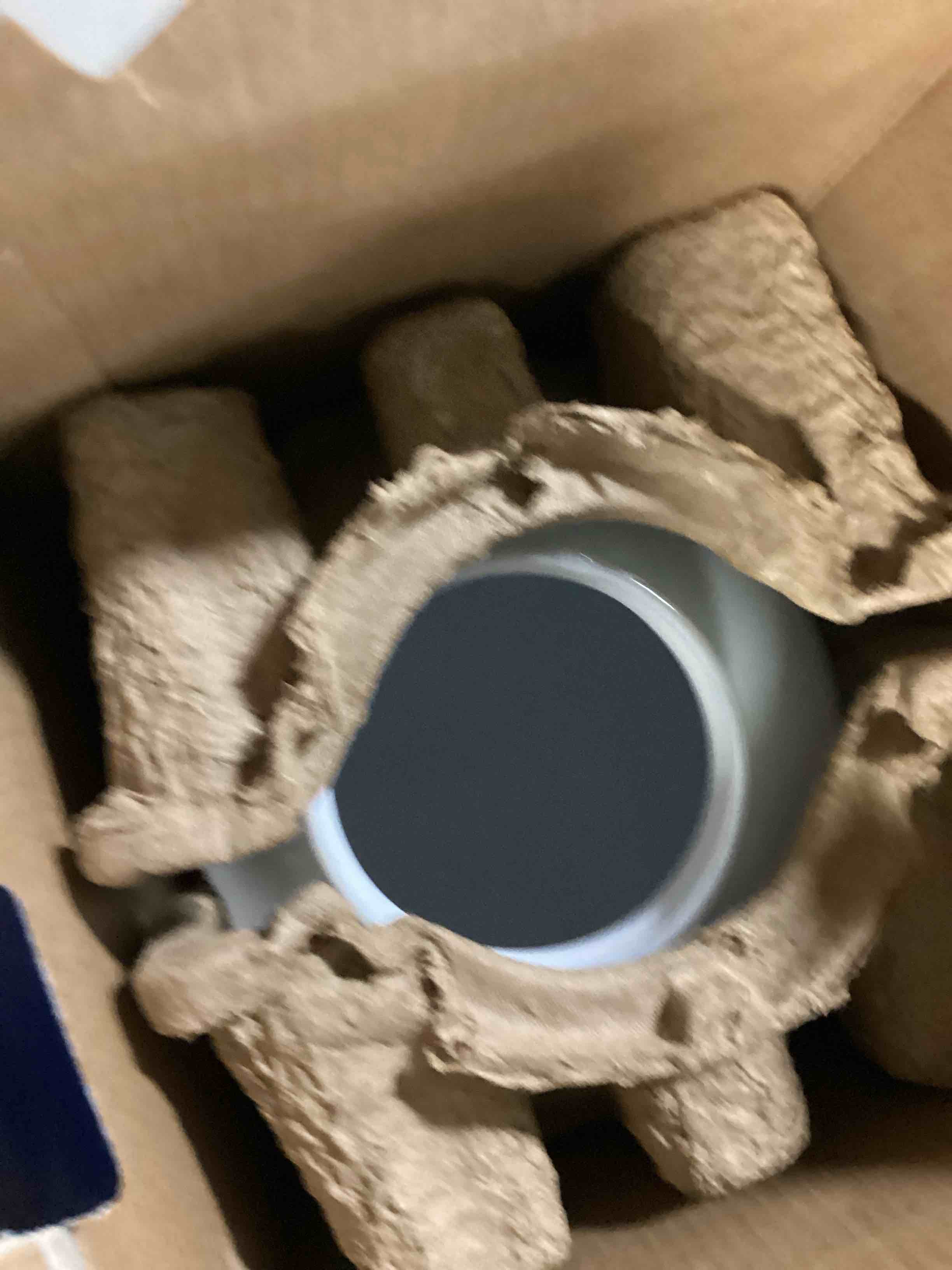 https://s3.amazonaws.com/lotting-images-prod/bidfta/GRA1644836_1741974220577.jpeg