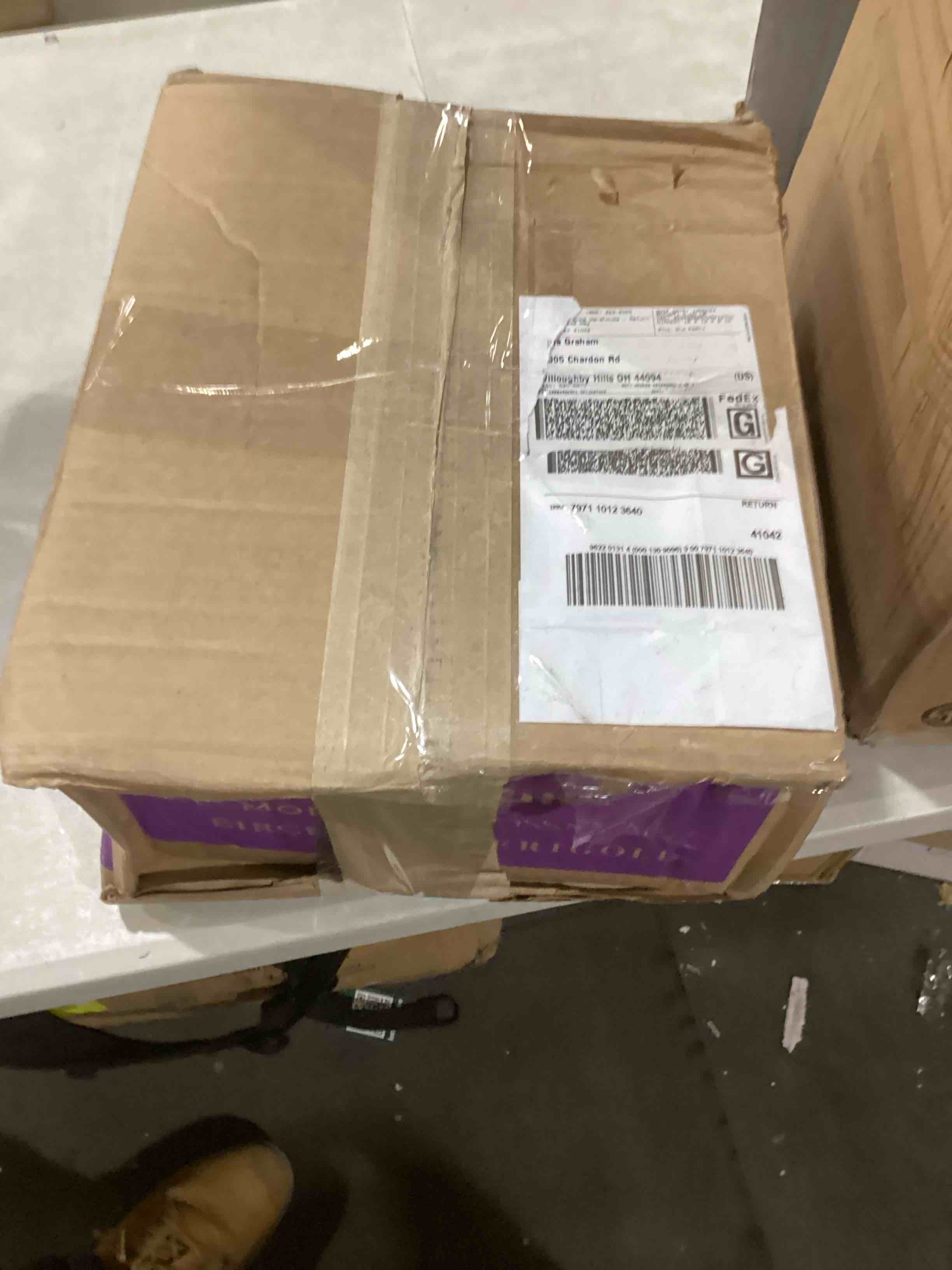 https://s3.amazonaws.com/lotting-images-prod/bidfta/GRA1645103_1739194856867.jpeg