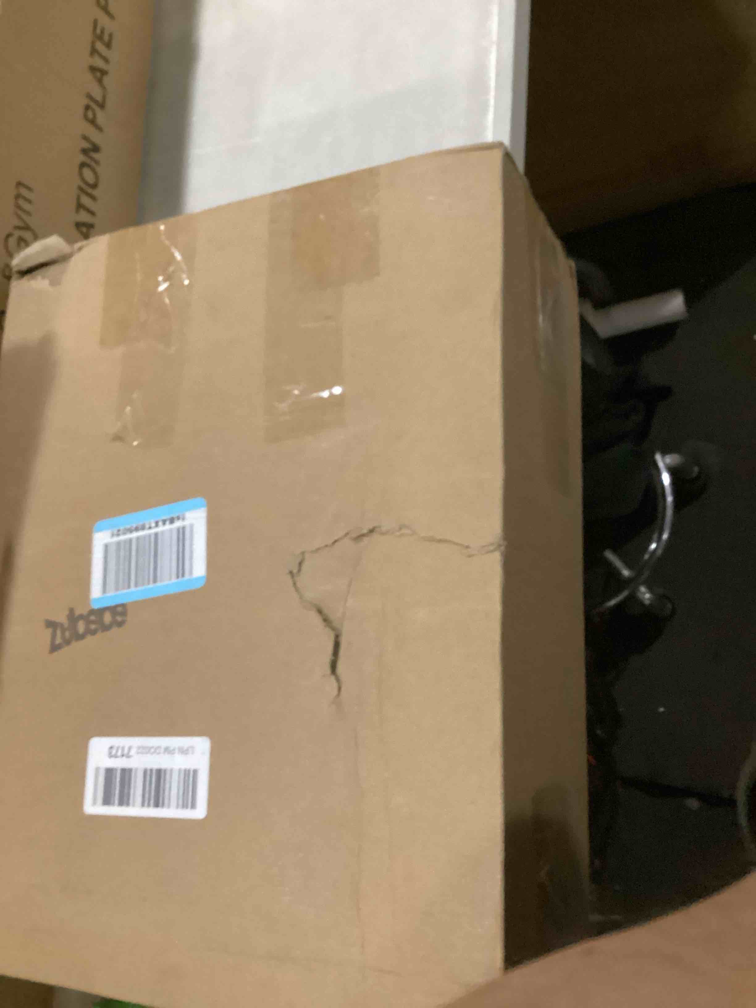 https://s3.amazonaws.com/lotting-images-prod/bidfta/GRA1645832_1740487197580.jpeg