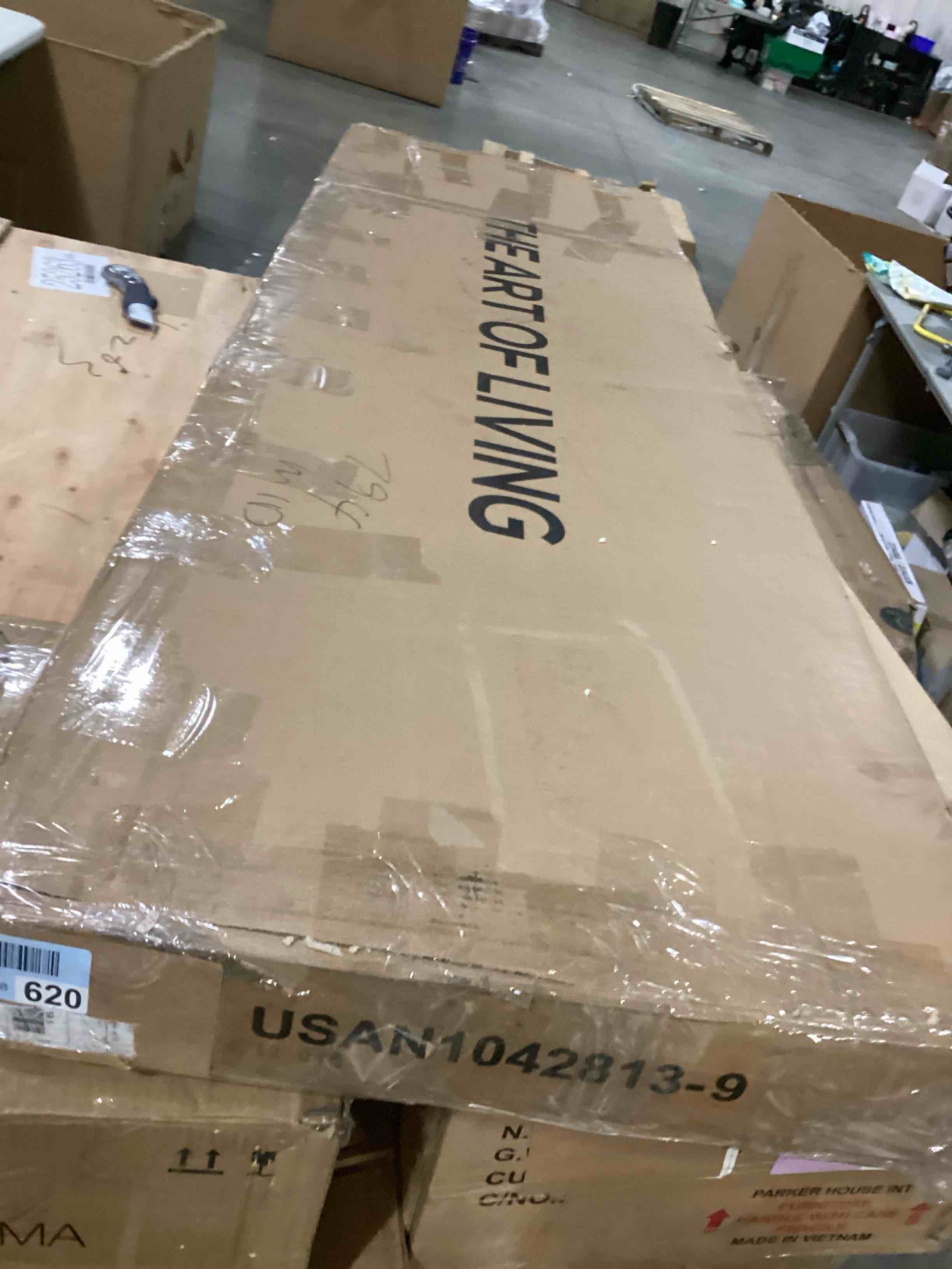 https://s3.amazonaws.com/lotting-images-prod/bidfta/GRA1646863_1742398853127.jpeg