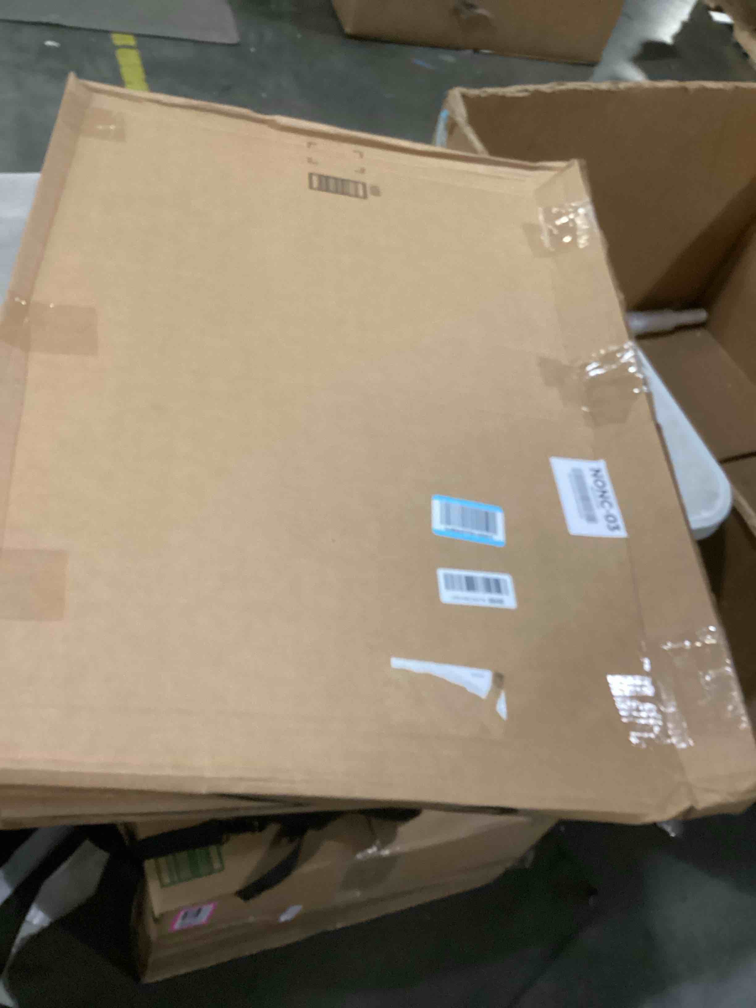 https://s3.amazonaws.com/lotting-images-prod/bidfta/GRA1647060_1742829756749.jpeg