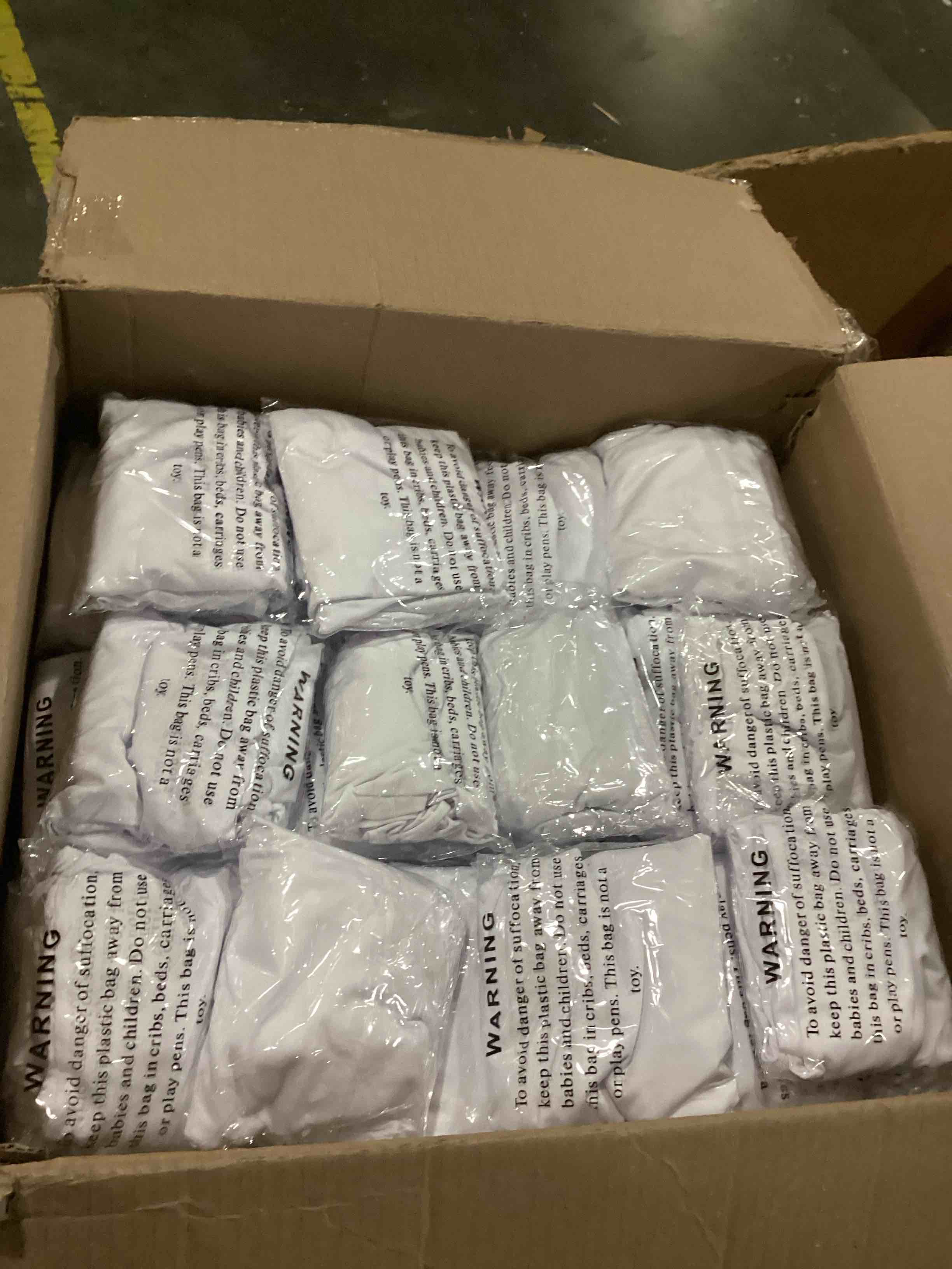 https://s3.amazonaws.com/lotting-images-prod/bidfta/GRA1647589_1743616434757.jpeg