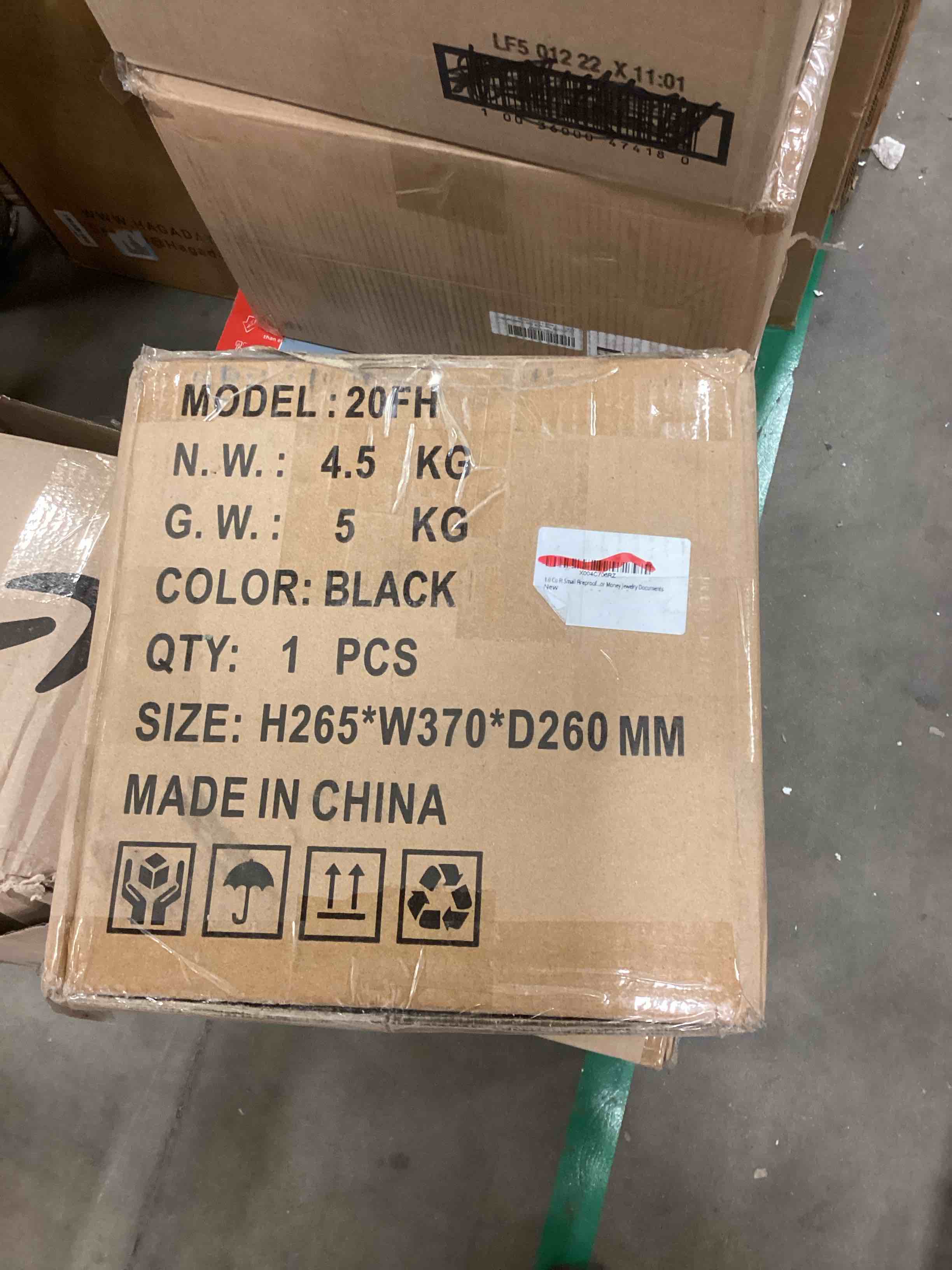 https://s3.amazonaws.com/lotting-images-prod/bidfta/GRA1651040_1745869404116.jpeg