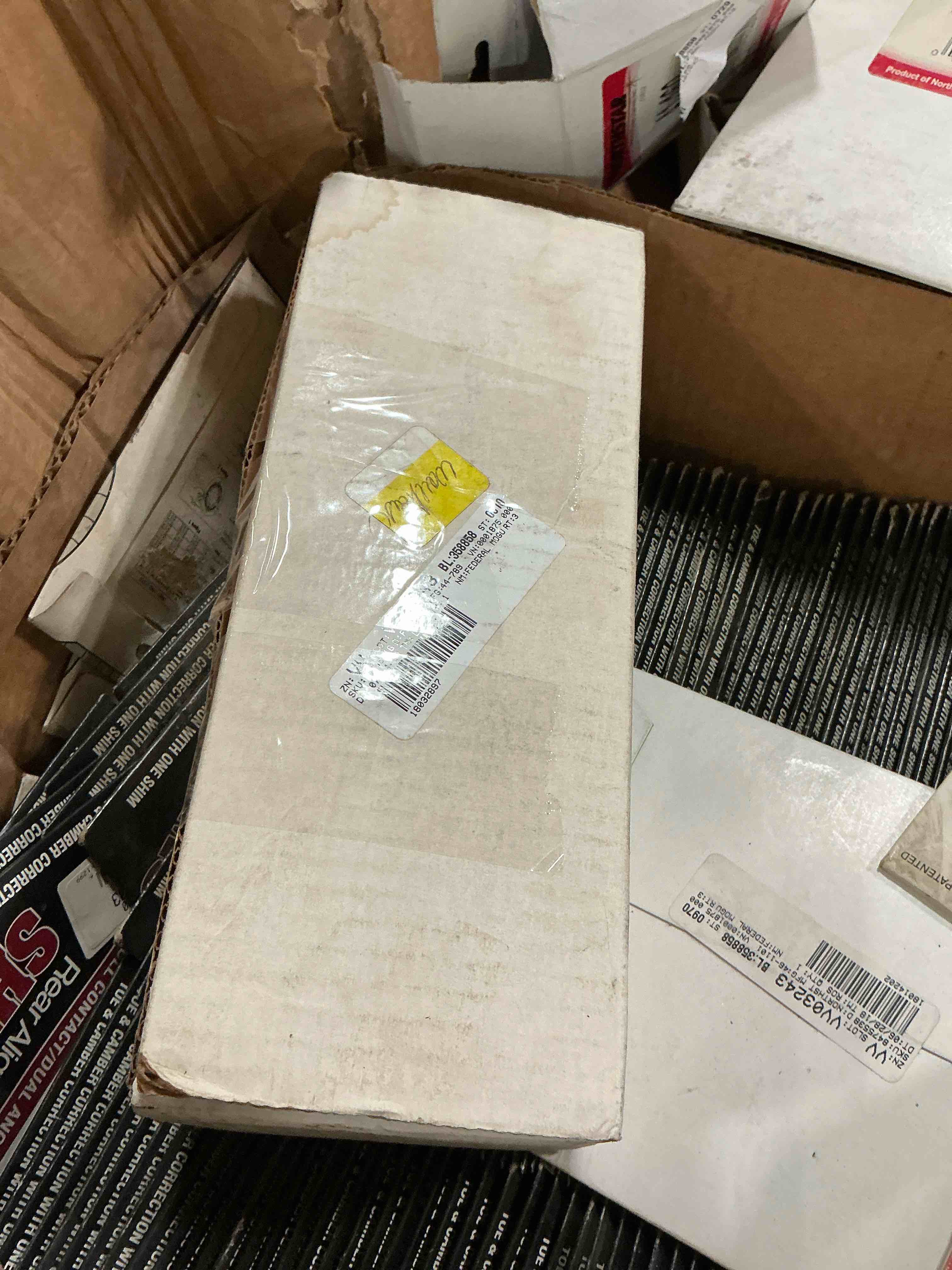 https://s3.amazonaws.com/lotting-images-prod/bidfta/GRA1652725_1752506065624.jpeg