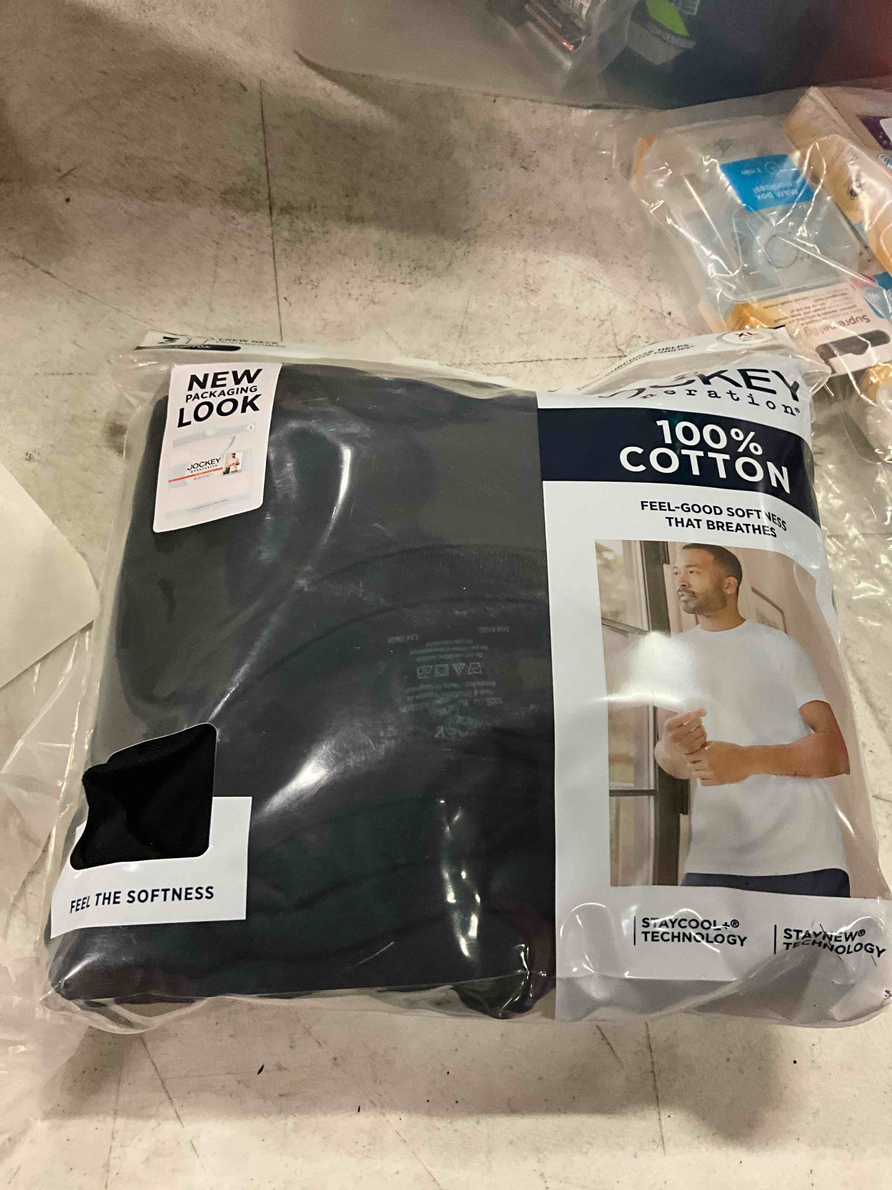 https://s3.amazonaws.com/lotting-images-prod/bidfta/GRA1653123_1753213238441.jpeg