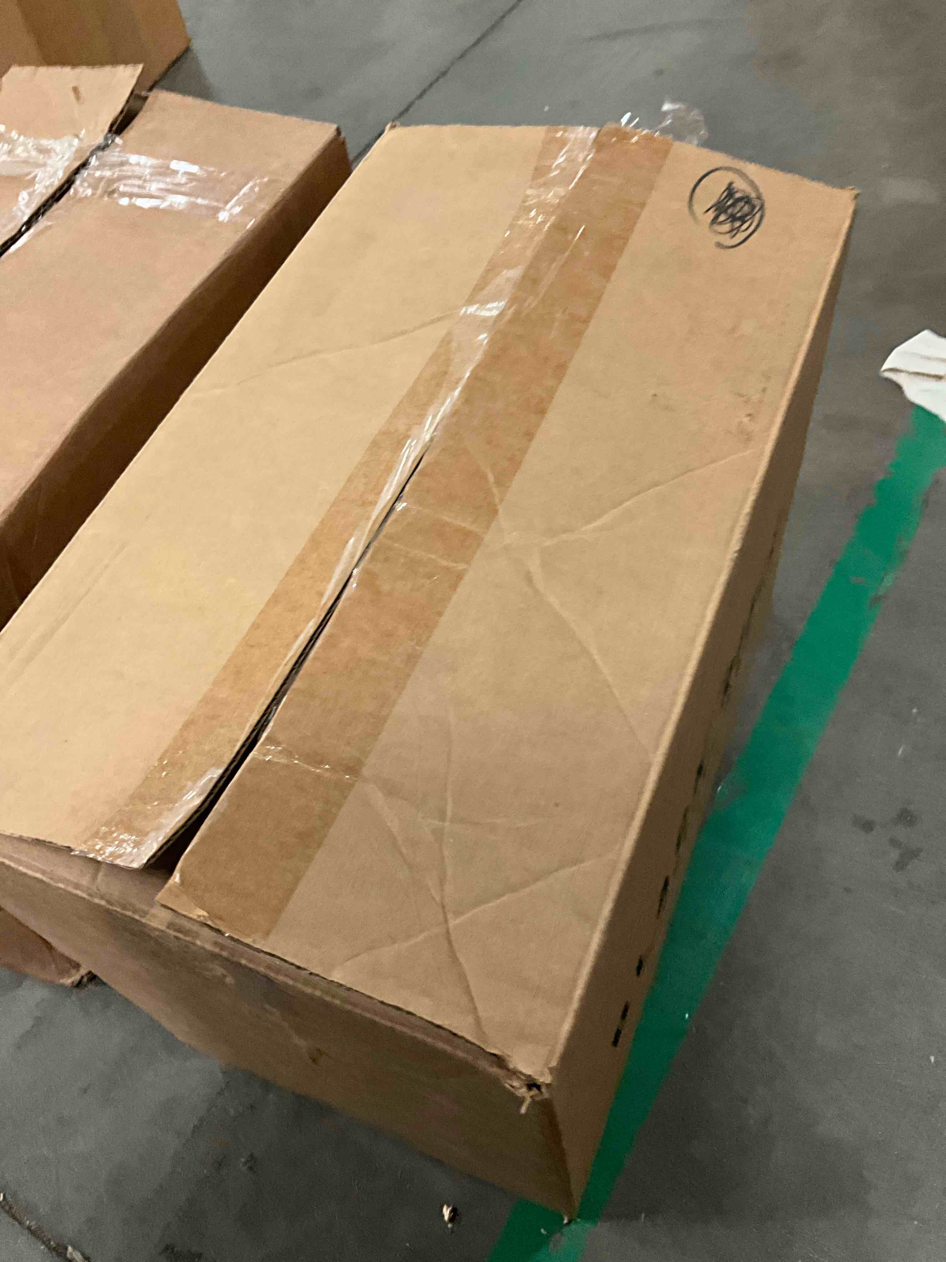 https://s3.amazonaws.com/lotting-images-prod/bidfta/GRA1653425_1754071336368.jpeg
