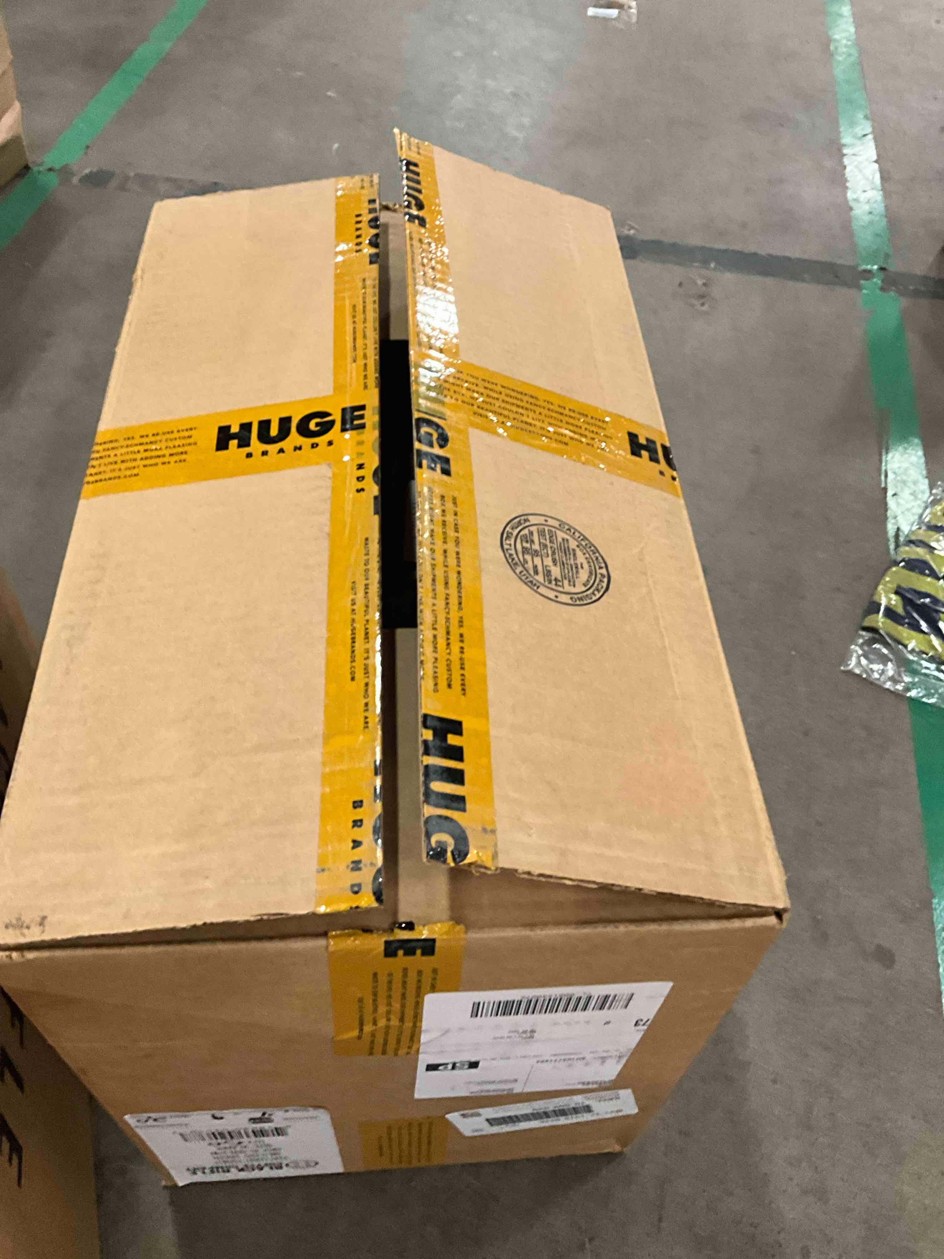 https://s3.amazonaws.com/lotting-images-prod/bidfta/GRA1653431_1754072540193.jpeg