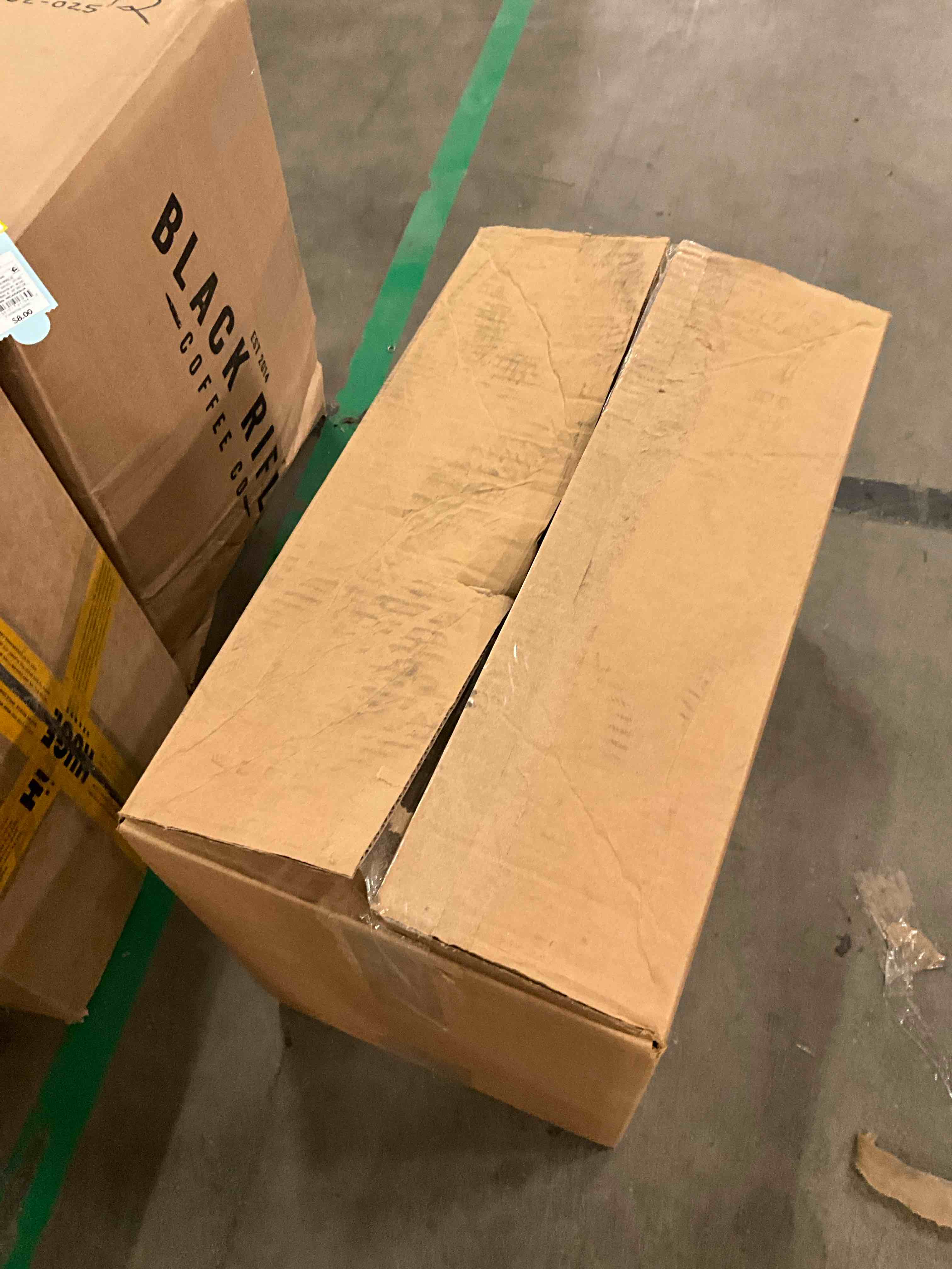 https://s3.amazonaws.com/lotting-images-prod/bidfta/GRA1653452_1754337286875.jpeg
