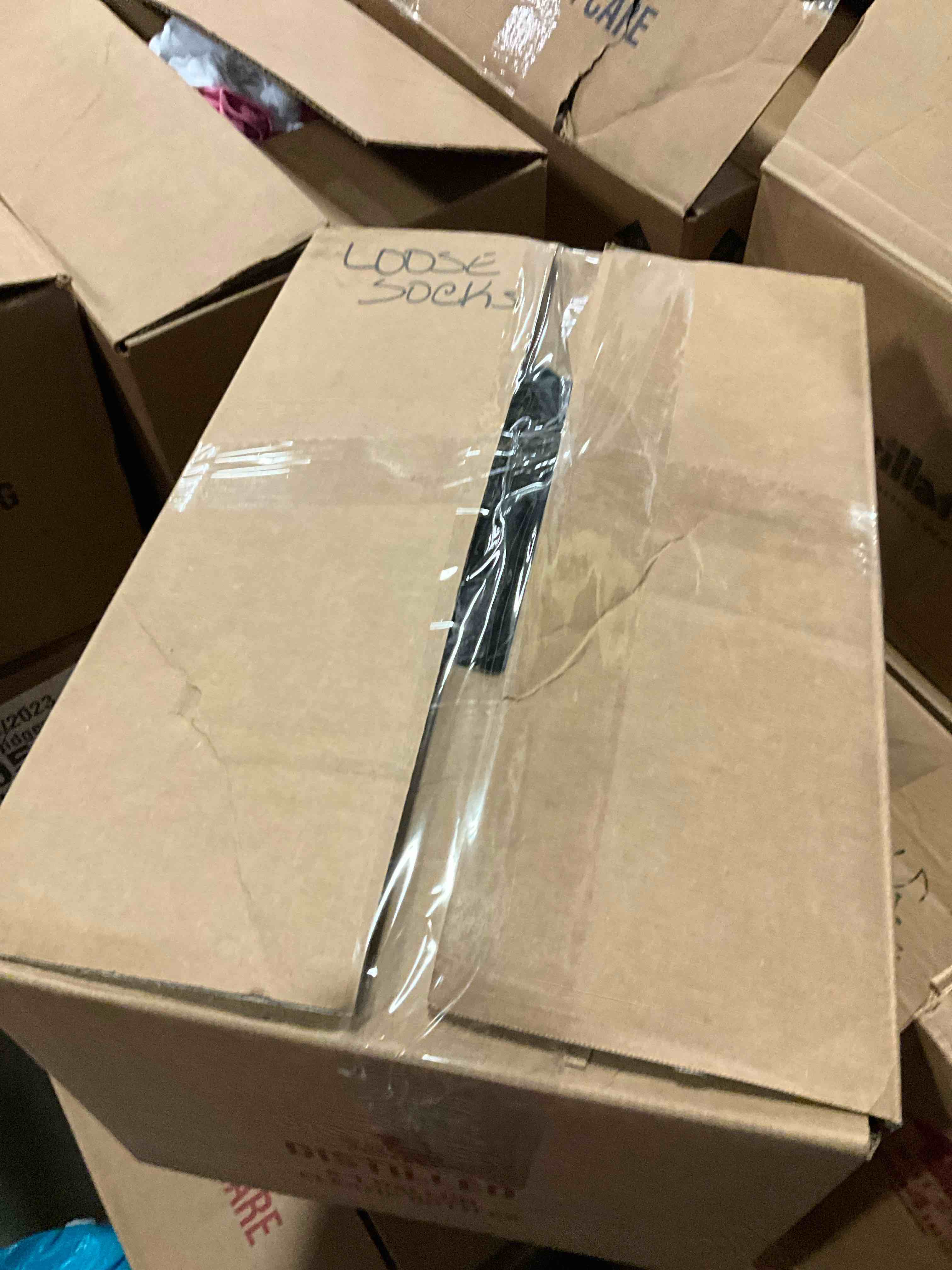 https://s3.amazonaws.com/lotting-images-prod/bidfta/GRA1653465_1754415147048.jpeg