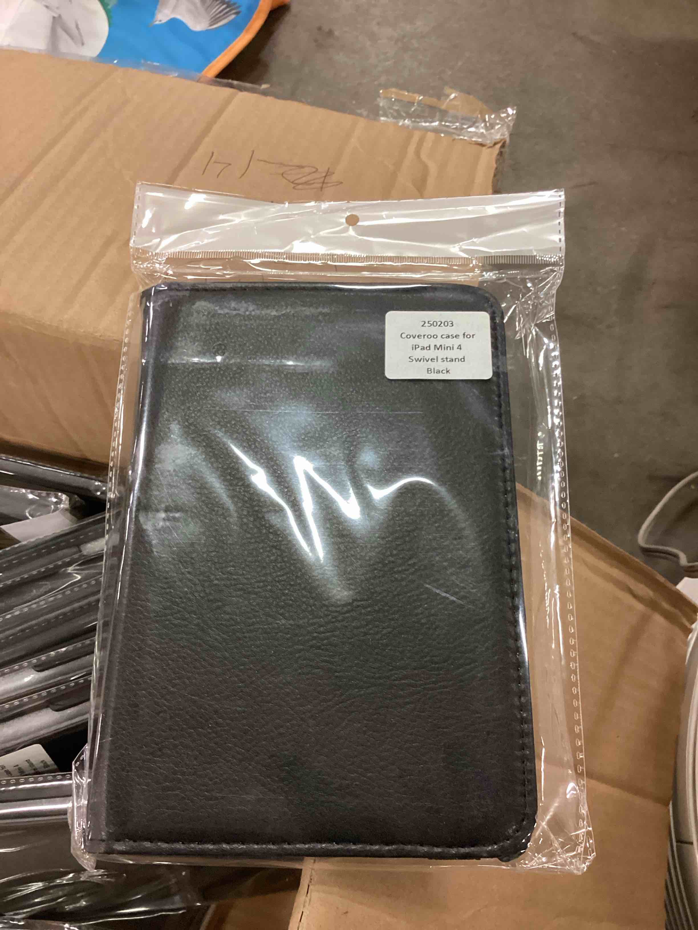 https://s3.amazonaws.com/lotting-images-prod/bidfta/GRA1653736_1756319688940.jpeg