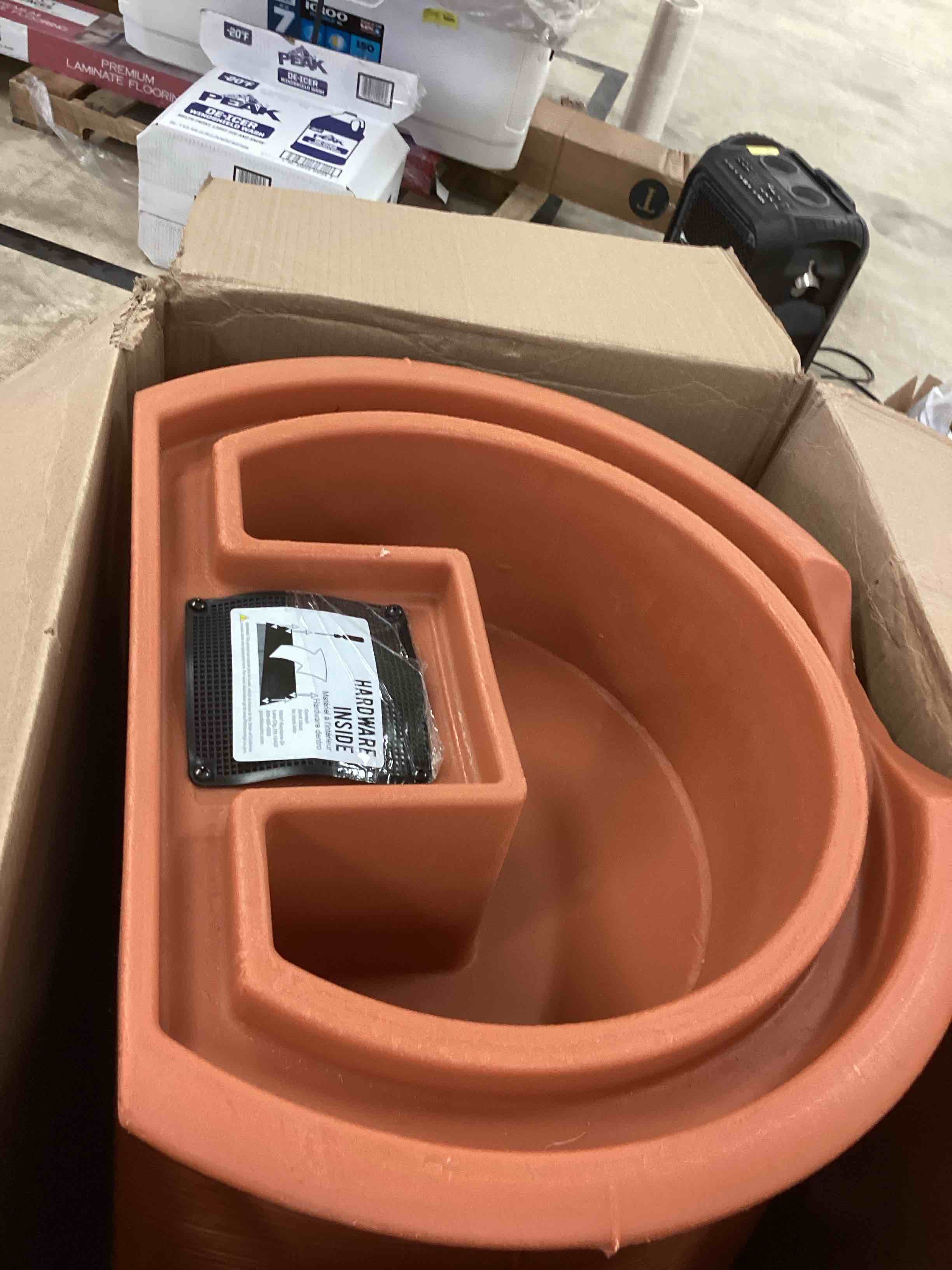 https://s3.amazonaws.com/lotting-images-prod/bidfta/GRA1653801_1756489626305.jpeg
