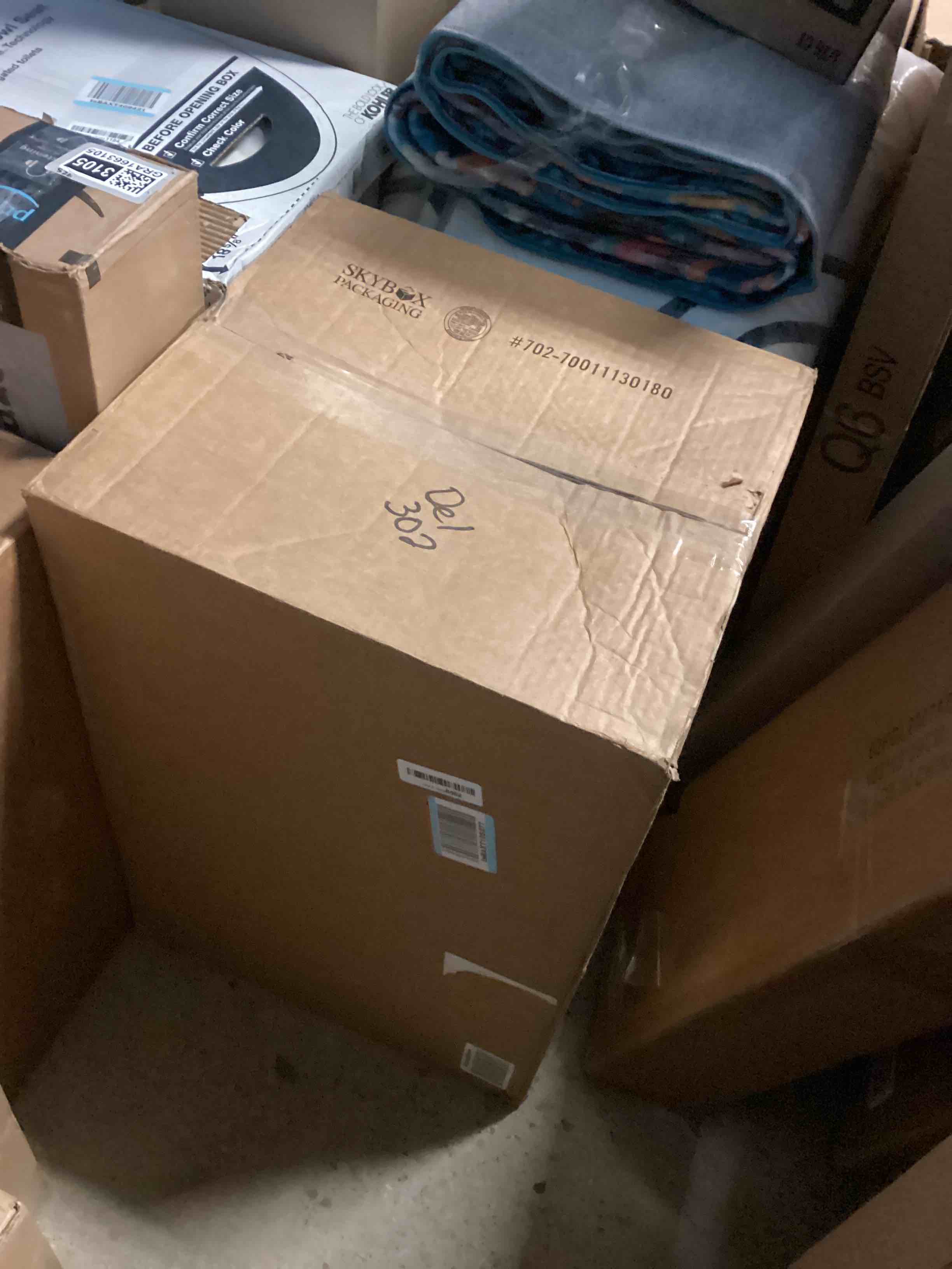 https://s3.amazonaws.com/lotting-images-prod/bidfta/GRA1663113_1743777395473.jpeg