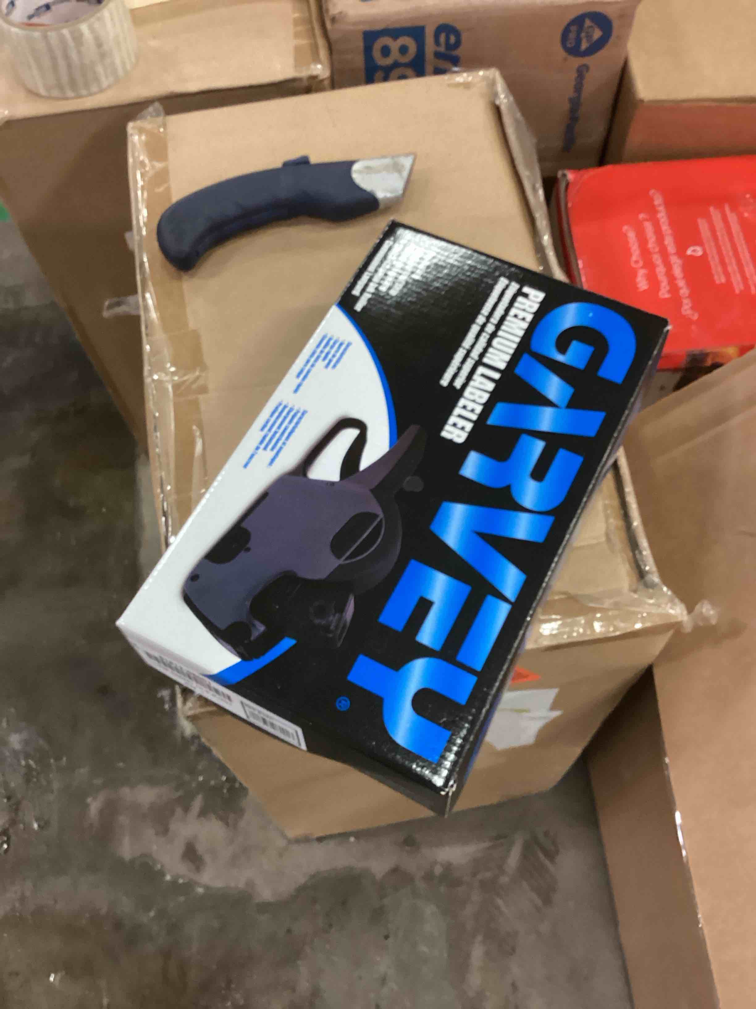 https://s3.amazonaws.com/lotting-images-prod/bidfta/GRA1663970_1744920036266.jpeg