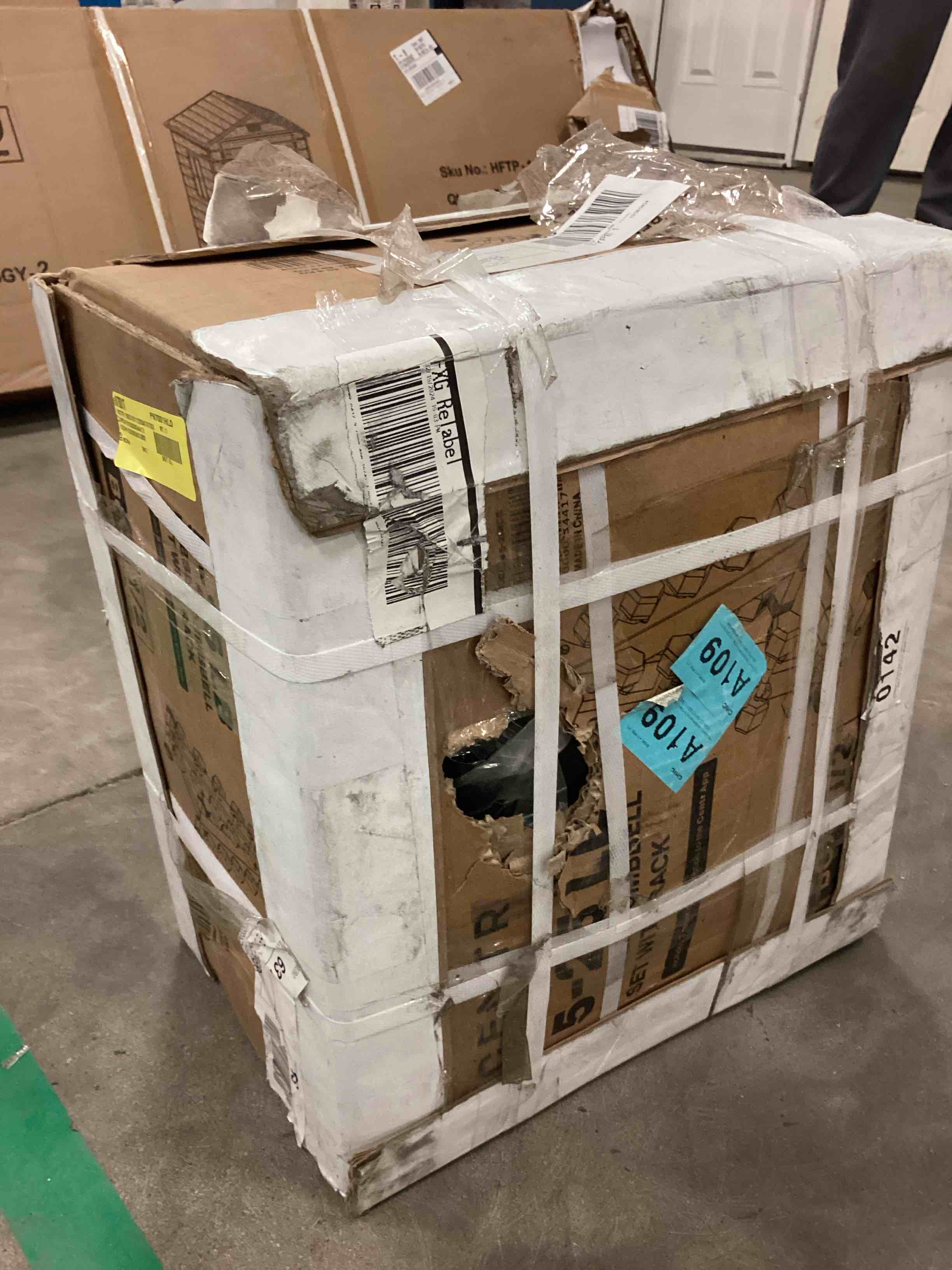 https://s3.amazonaws.com/lotting-images-prod/bidfta/GRA1664230_1745347146874.jpeg