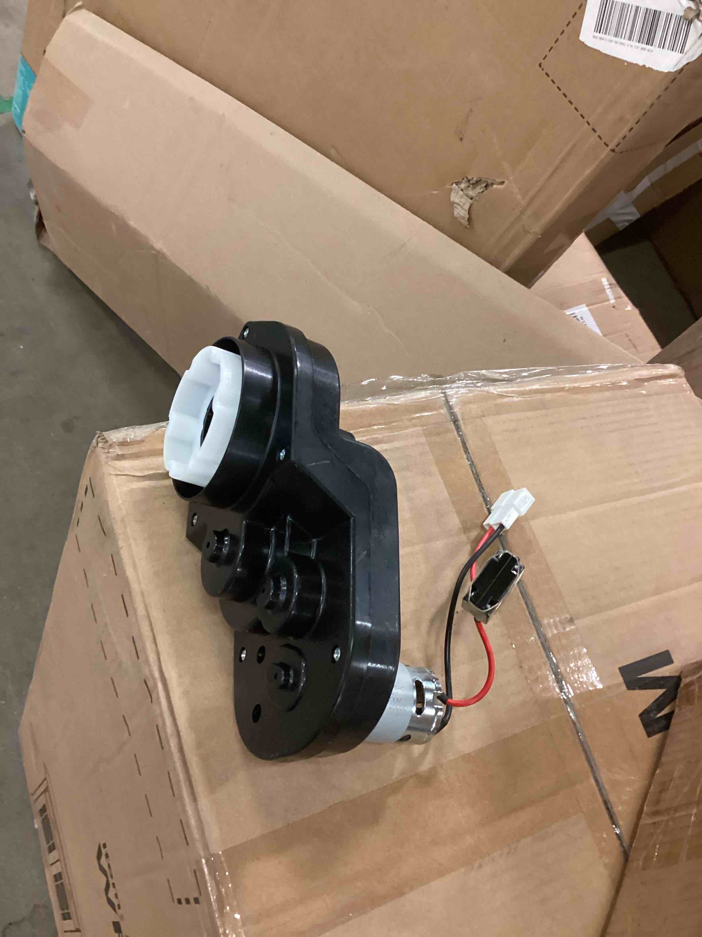 https://s3.amazonaws.com/lotting-images-prod/bidfta/GRA1664248_1745416368019.jpeg