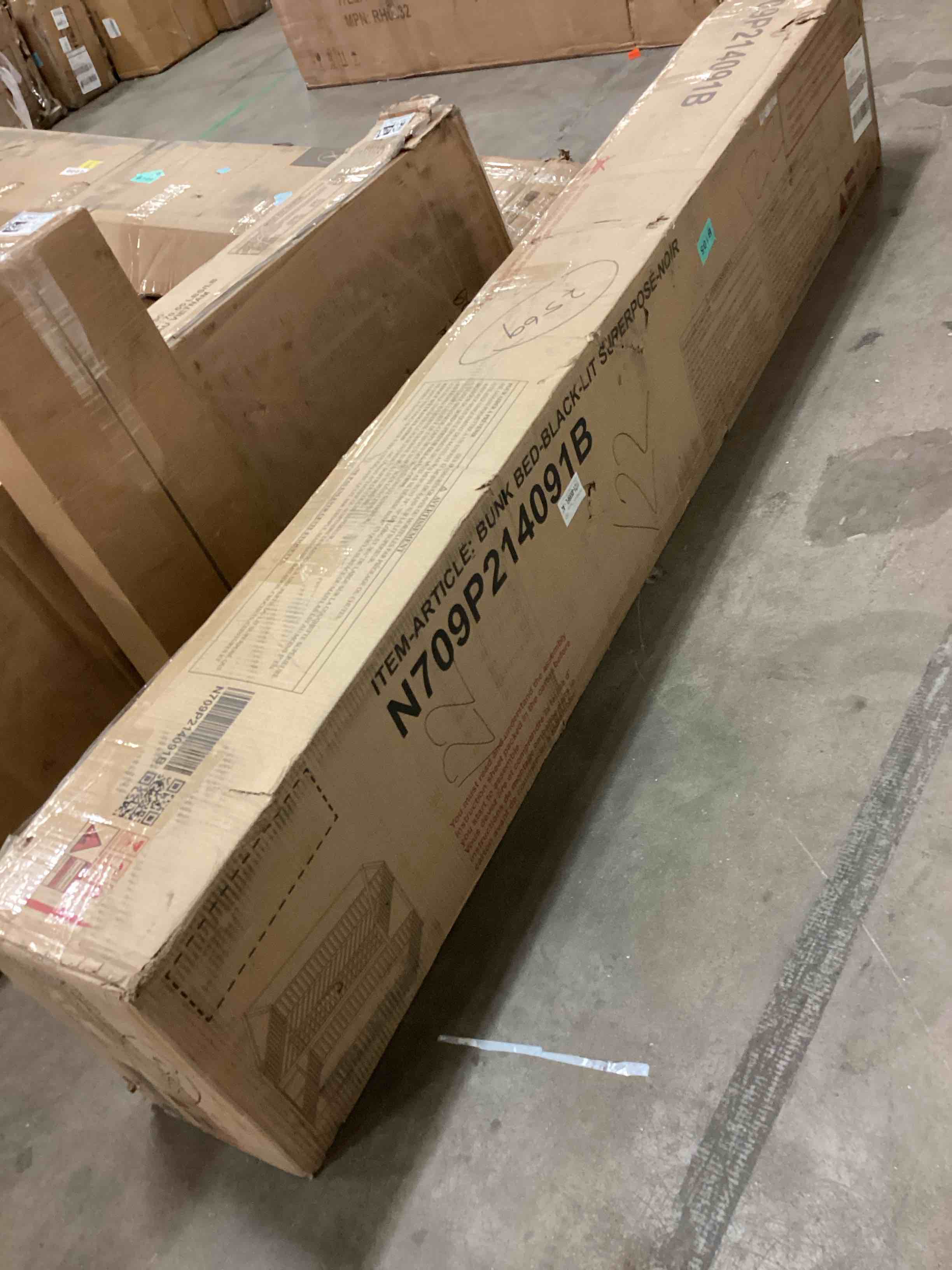 https://s3.amazonaws.com/lotting-images-prod/bidfta/GRA1664274_1745352159549.jpeg